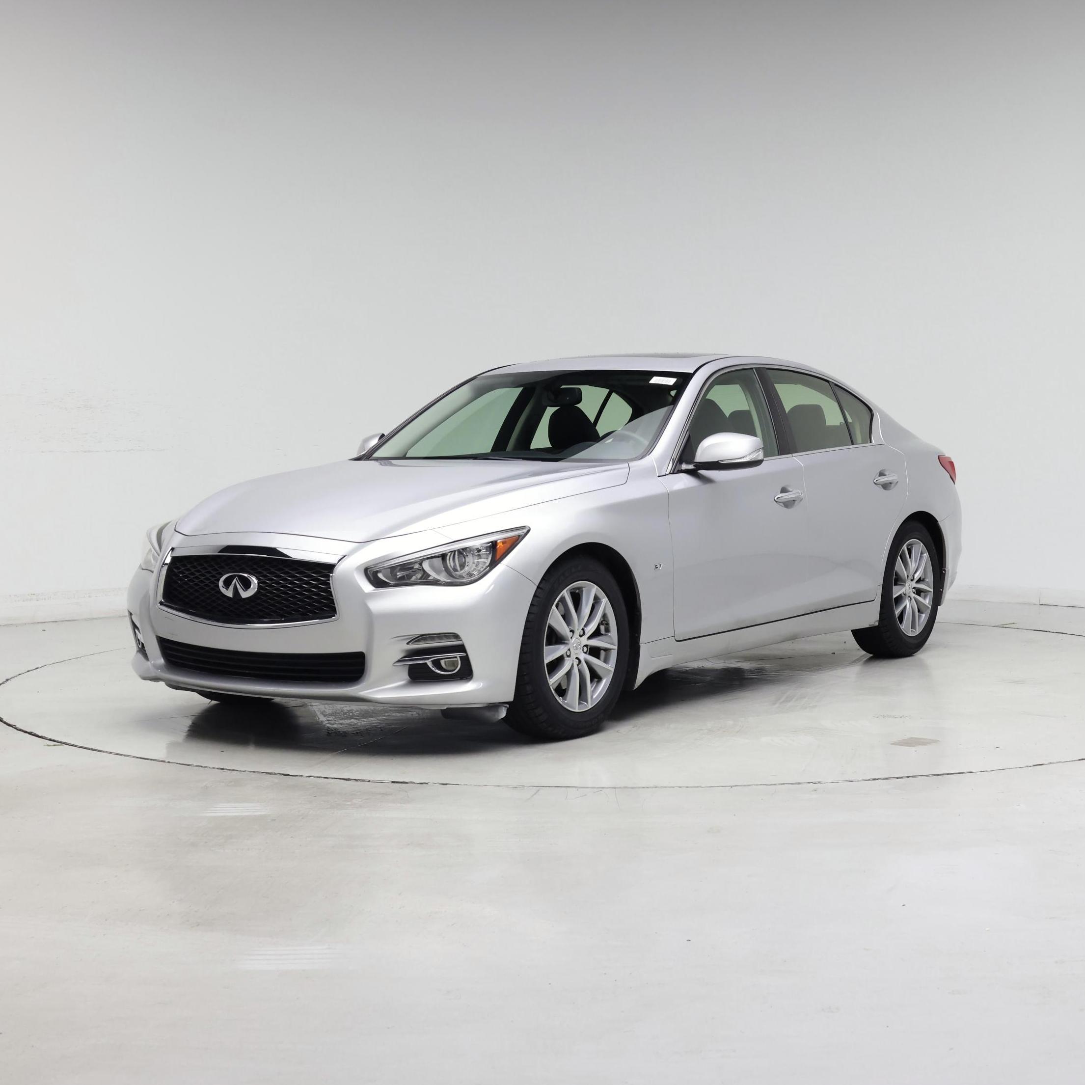Thumbnail: 2015 INFINITI Q50 - 4