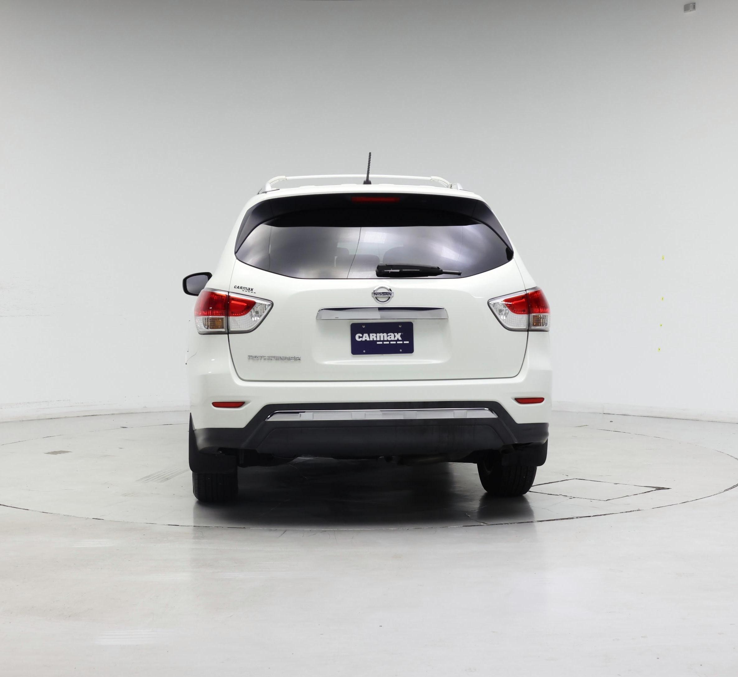 Thumbnail: 2016 Nissan Pathfinder - 6