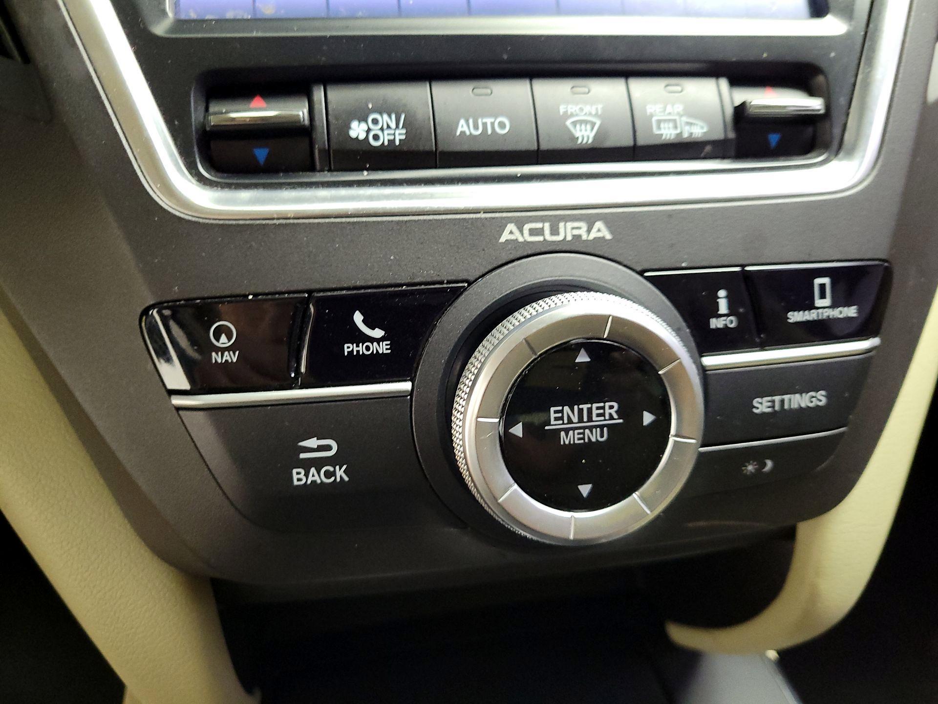 Thumbnail: 2020 Acura MDX - 17
