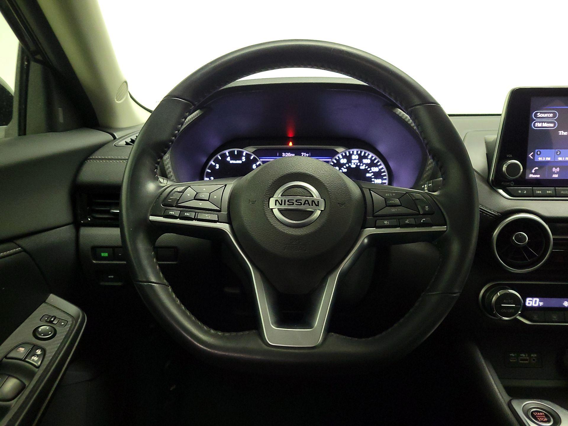 Thumbnail: 2021 Nissan Sentra - 10
