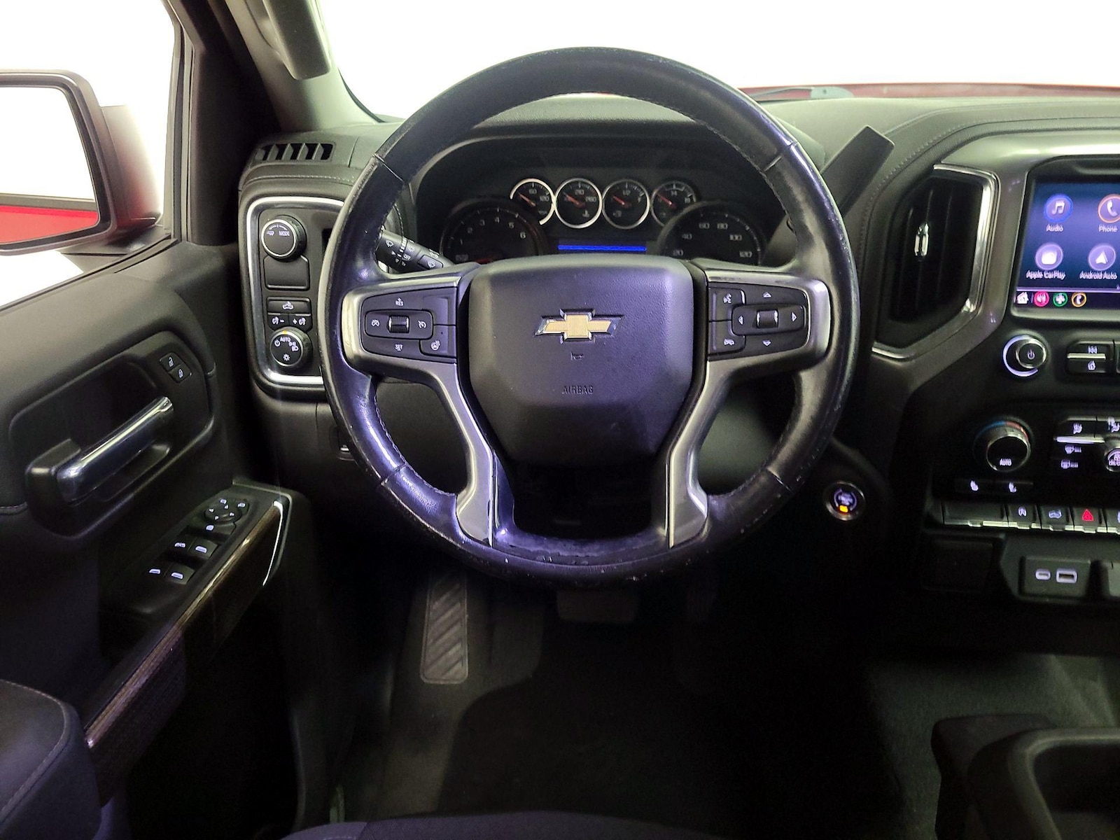 2020 Chevrolet Silverado 1500 LT - Photo 11