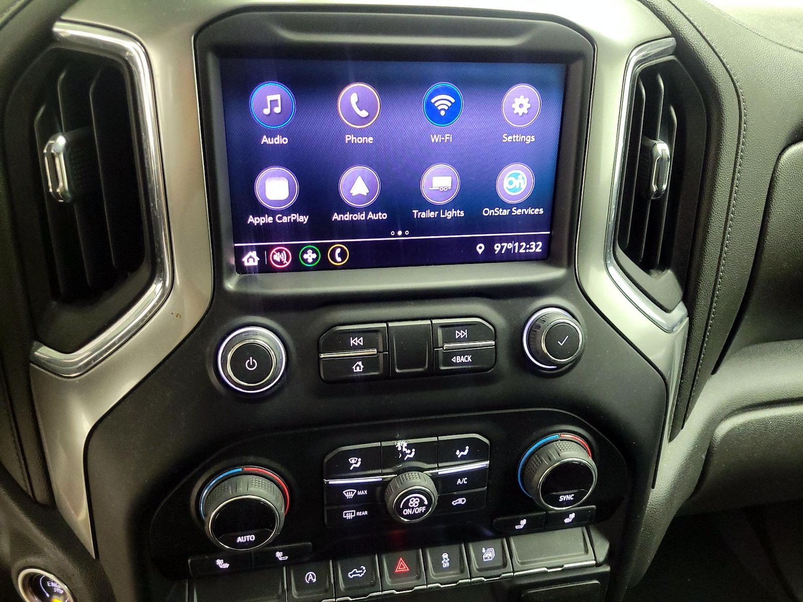 2020 Chevrolet Silverado 1500 LT - Photo 15
