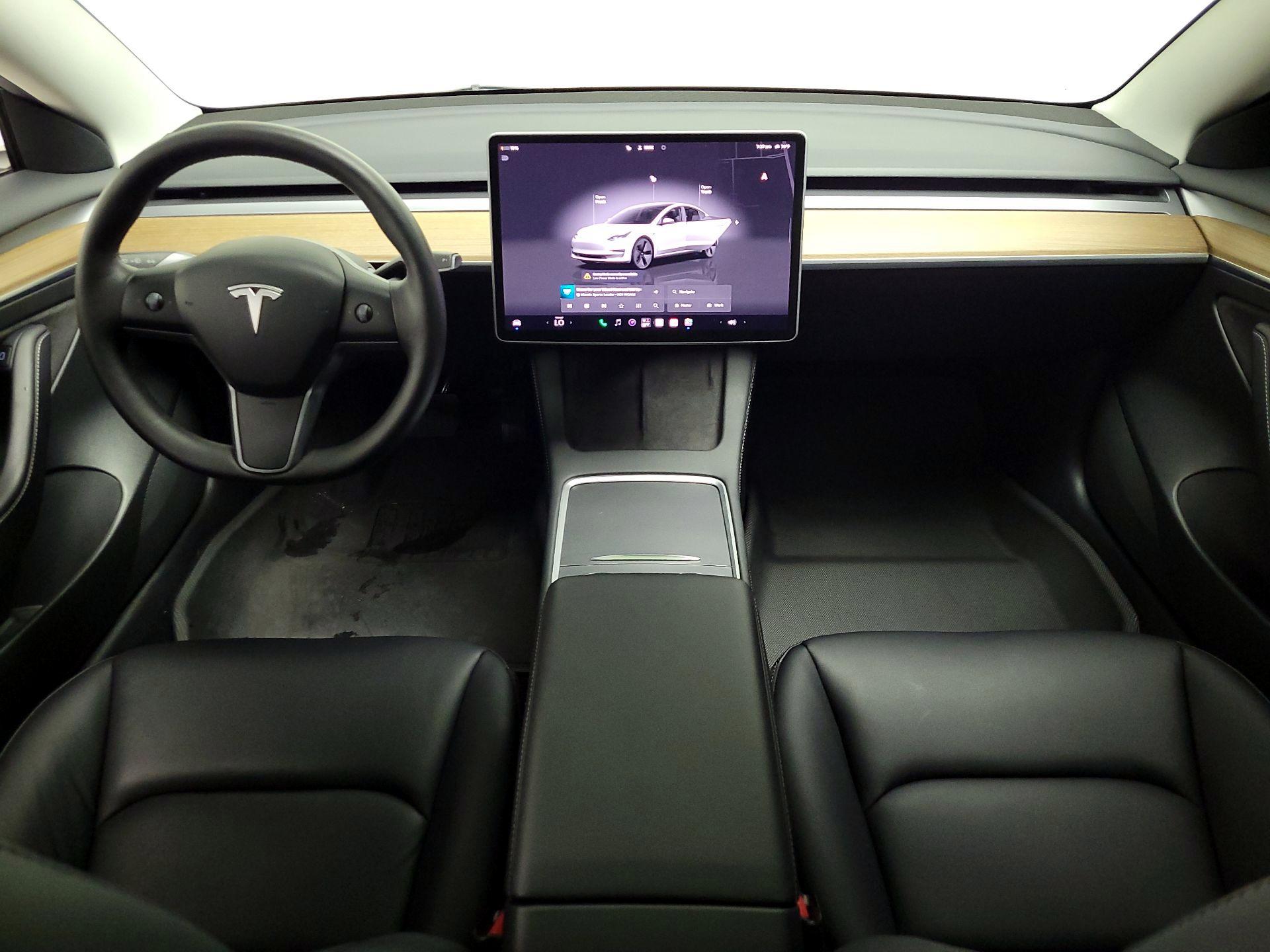 Thumbnail: 2023 Tesla Model 3 - 9
