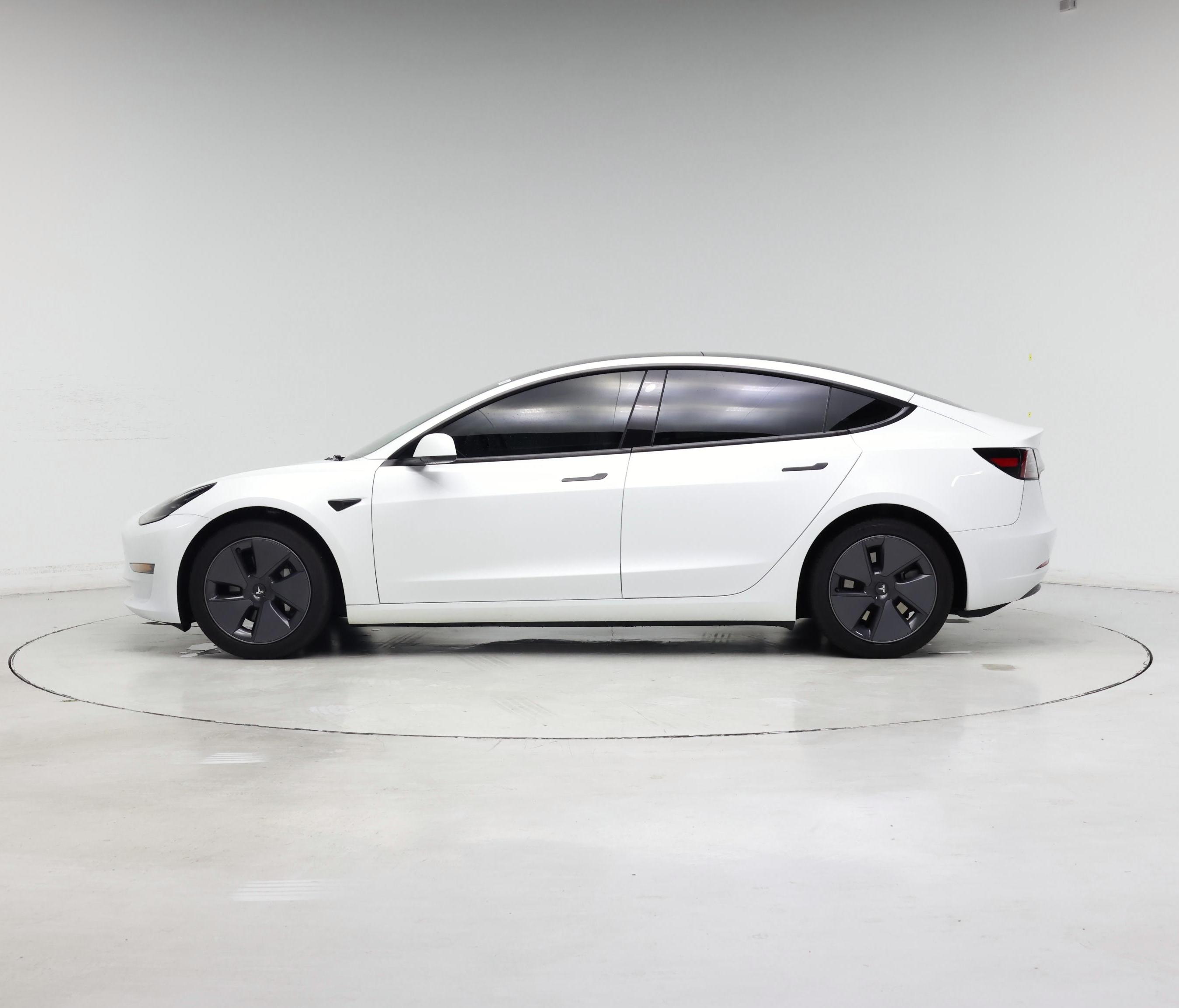 Thumbnail: 2023 Tesla Model 3 - 3