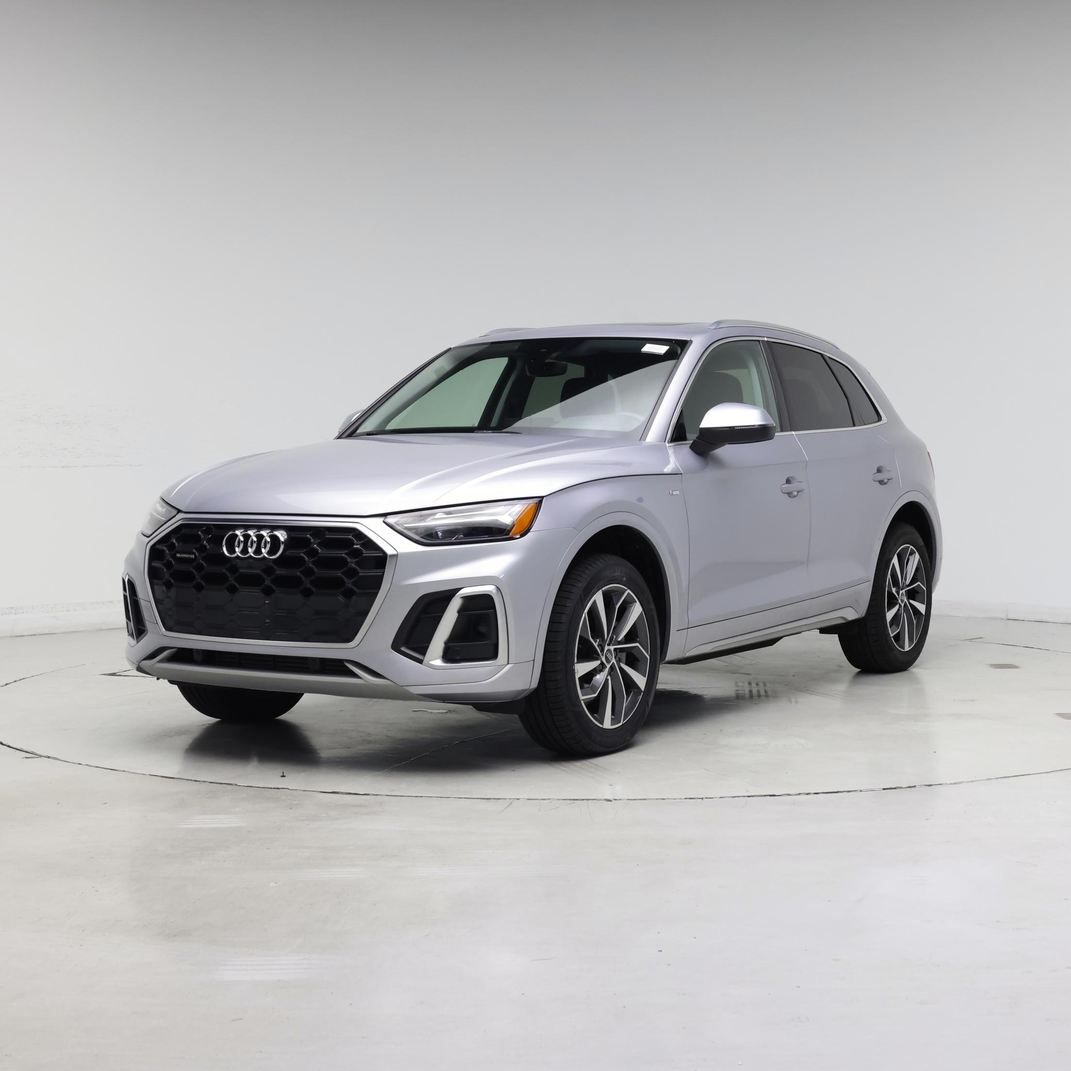 Thumbnail: 2024 Audi Q5 - 4