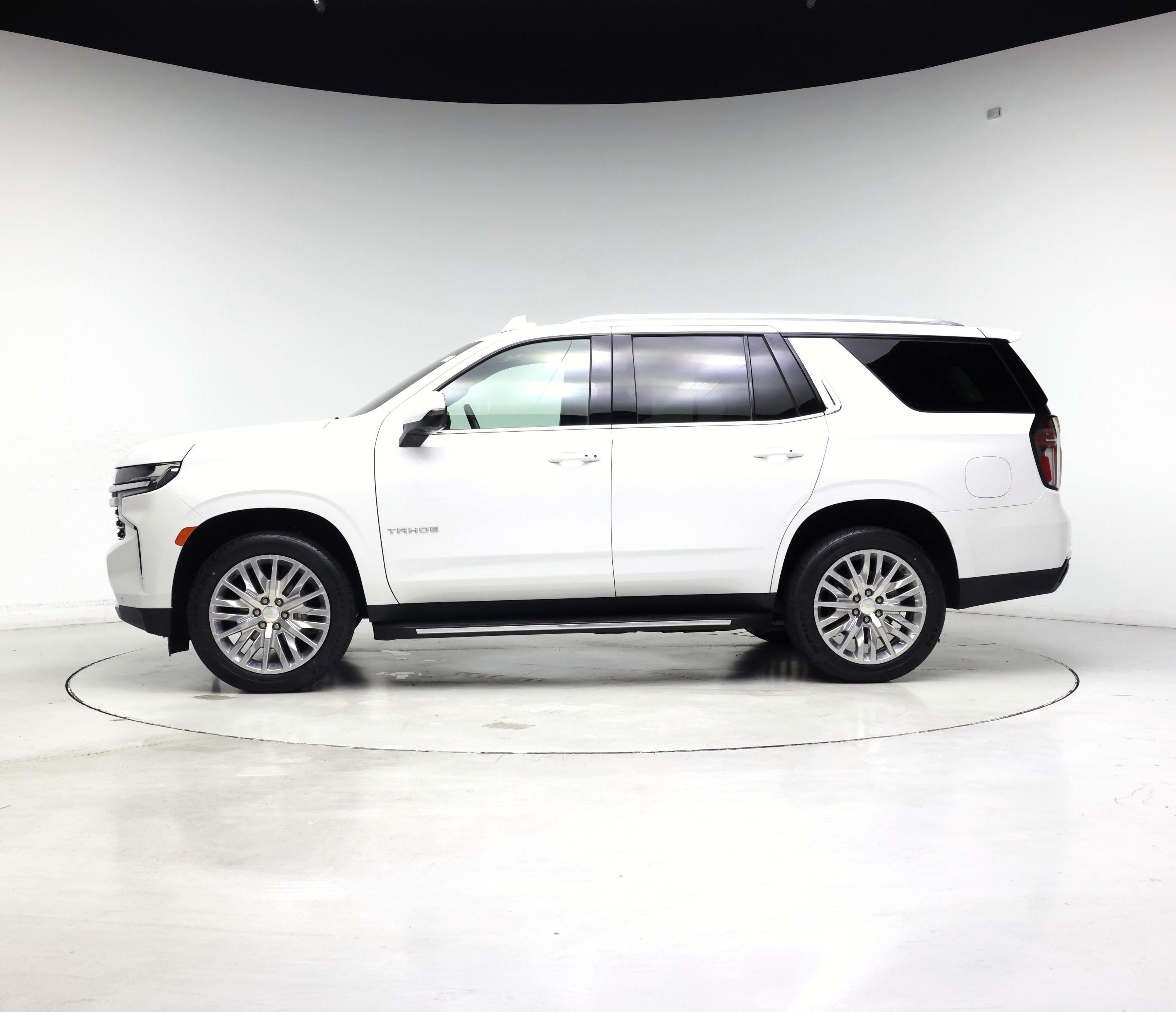 Thumbnail: 2023 Chevrolet Tahoe - 3
