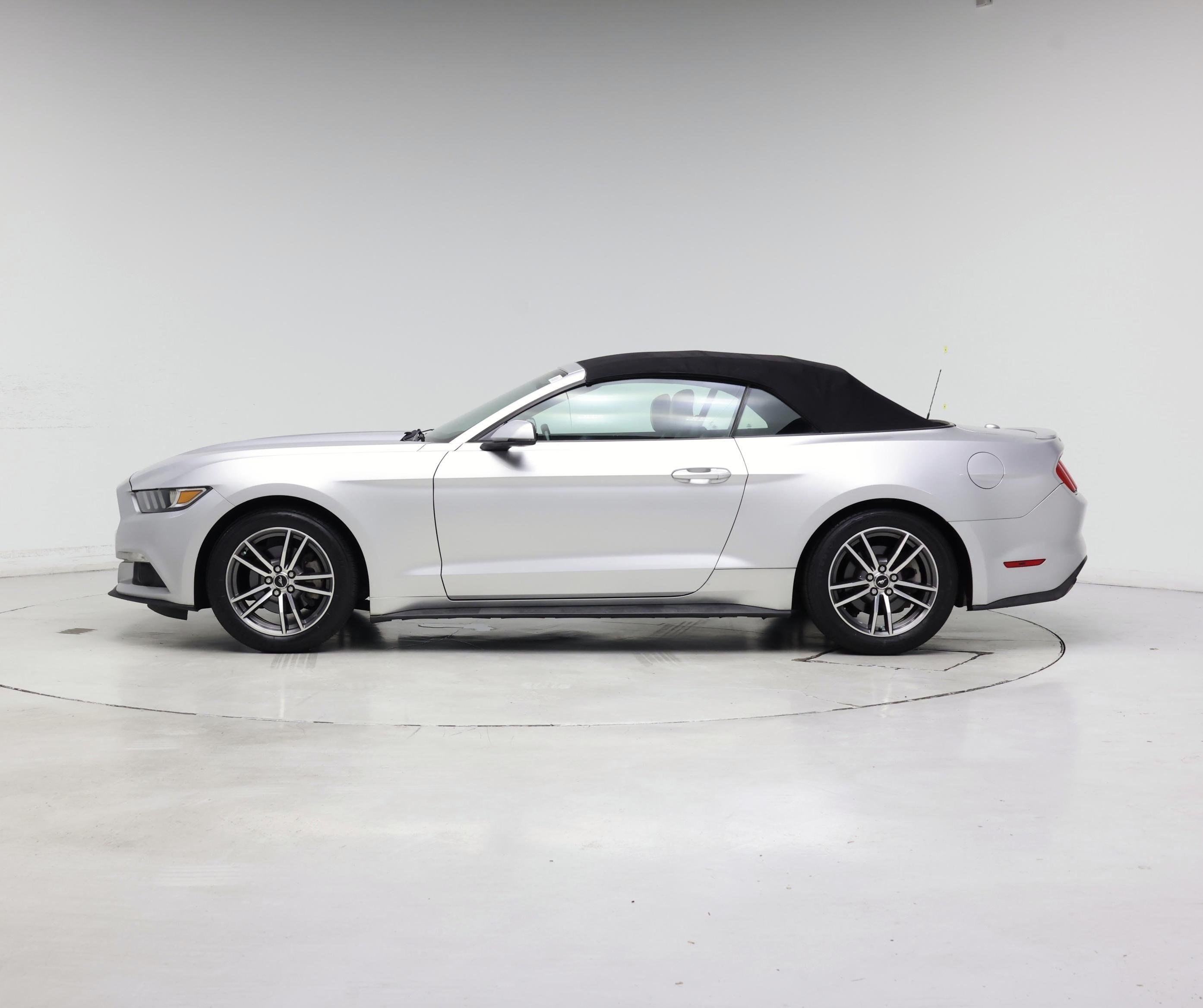 Thumbnail: 2016 Ford Mustang - 3