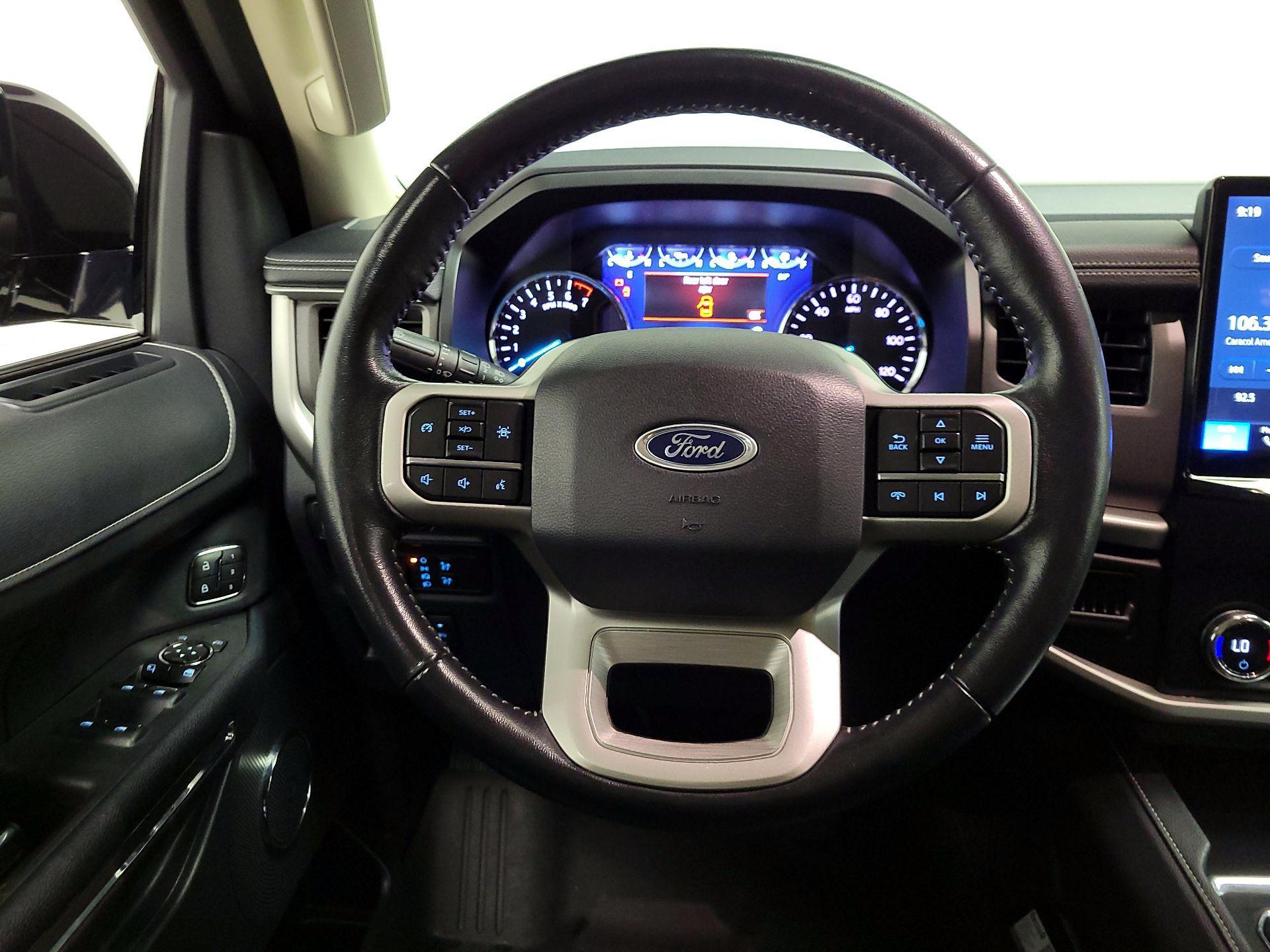 Thumbnail: 2022 Ford Expedition - 10
