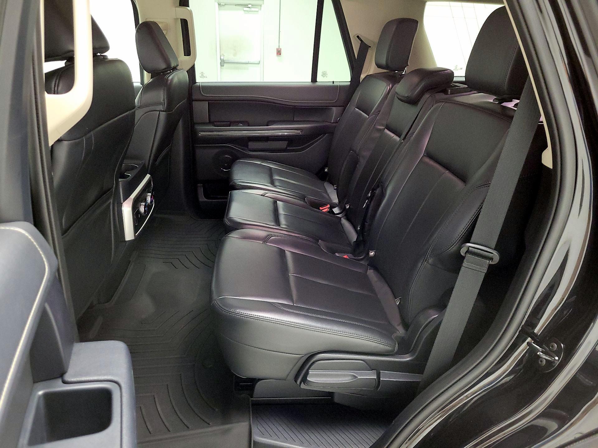 Thumbnail: 2022 Ford Expedition - 20