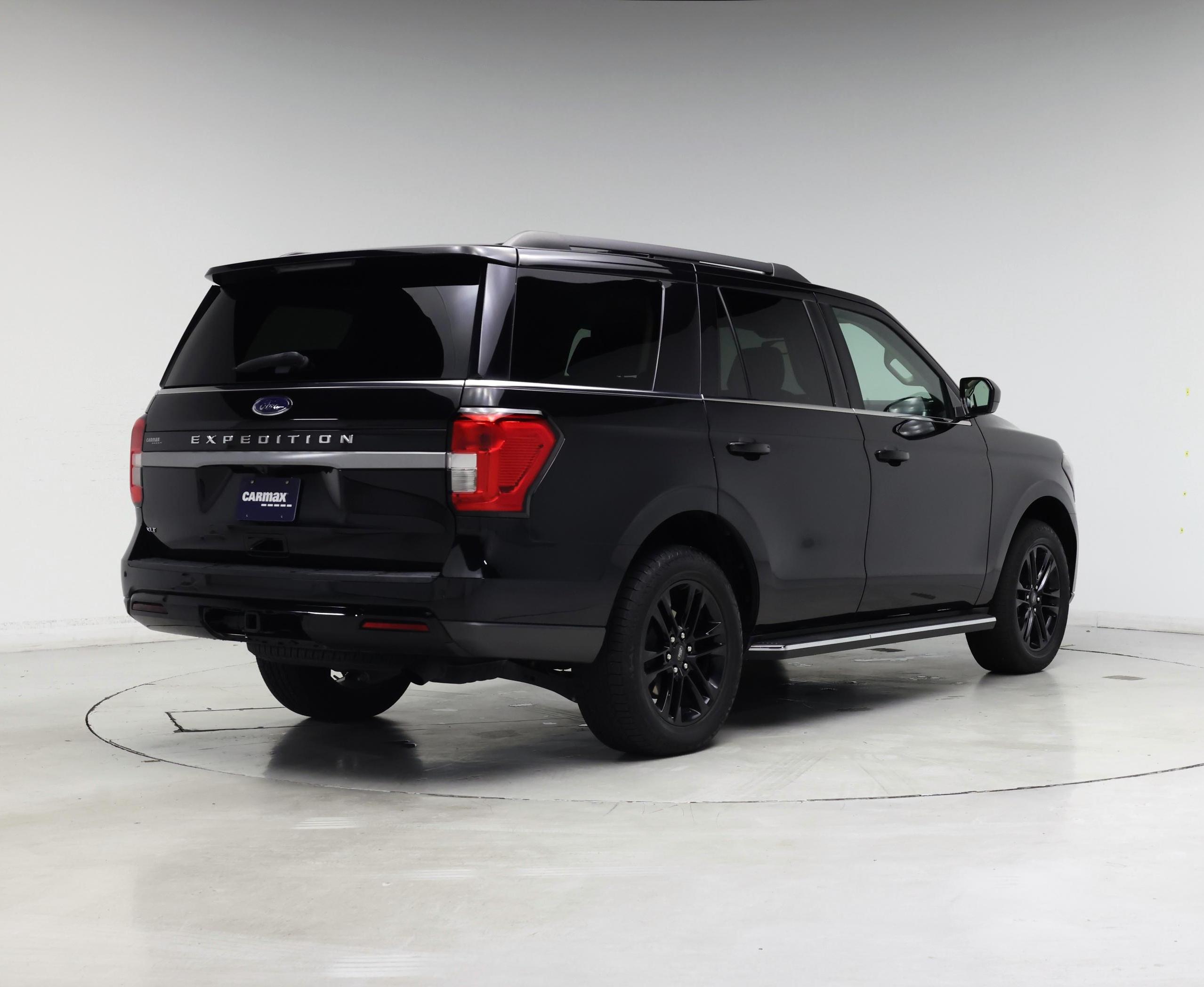 Thumbnail: 2022 Ford Expedition - 8