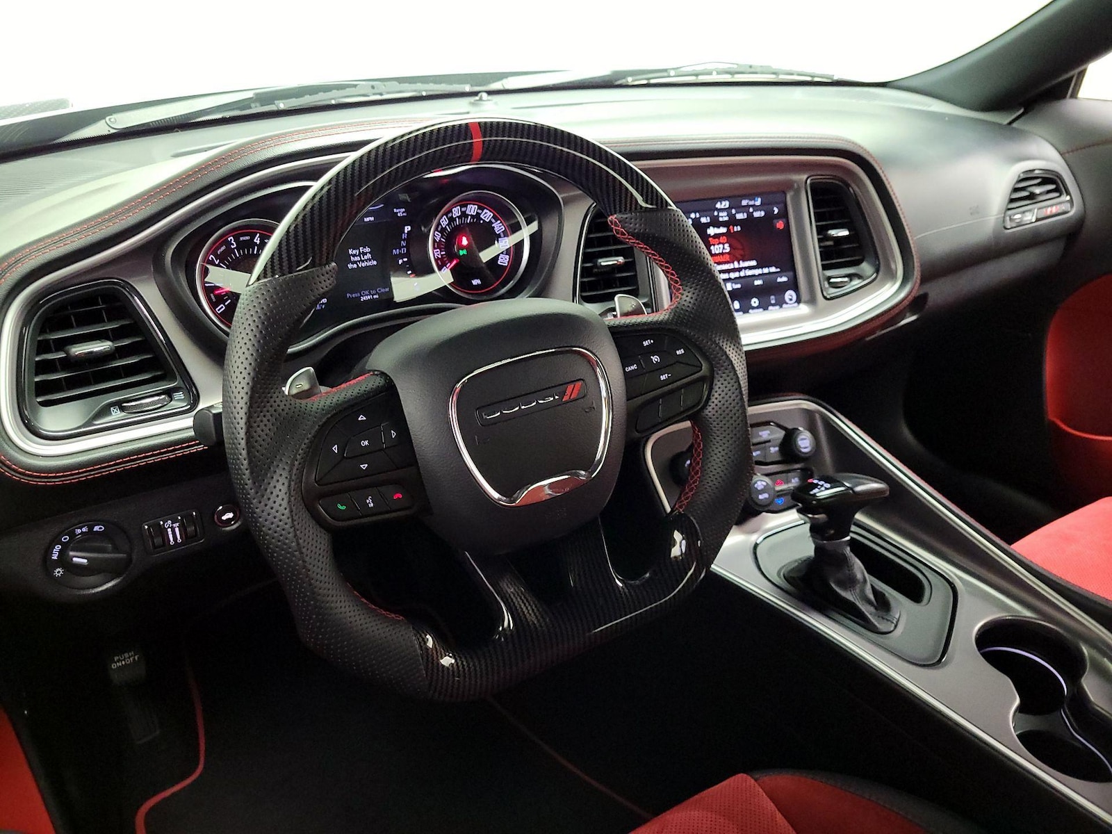 2022 Dodge Challenger R/T - Photo 10