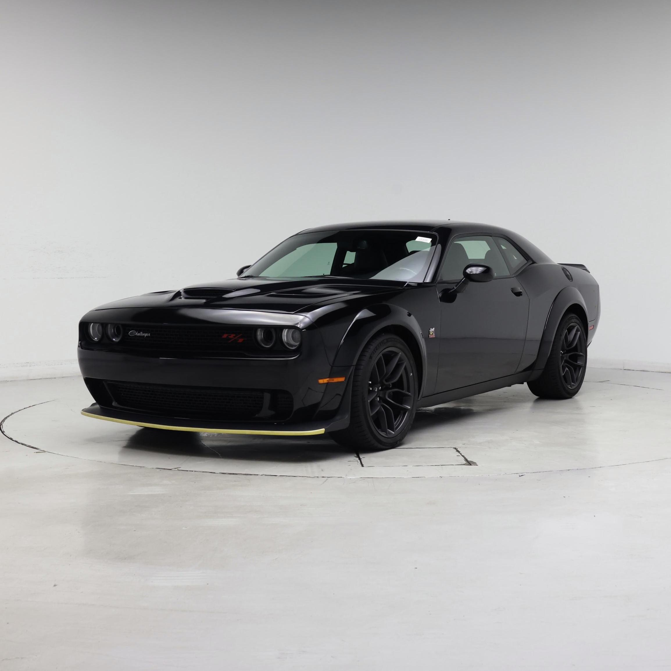 Thumbnail: 2022 Dodge Challenger - 4