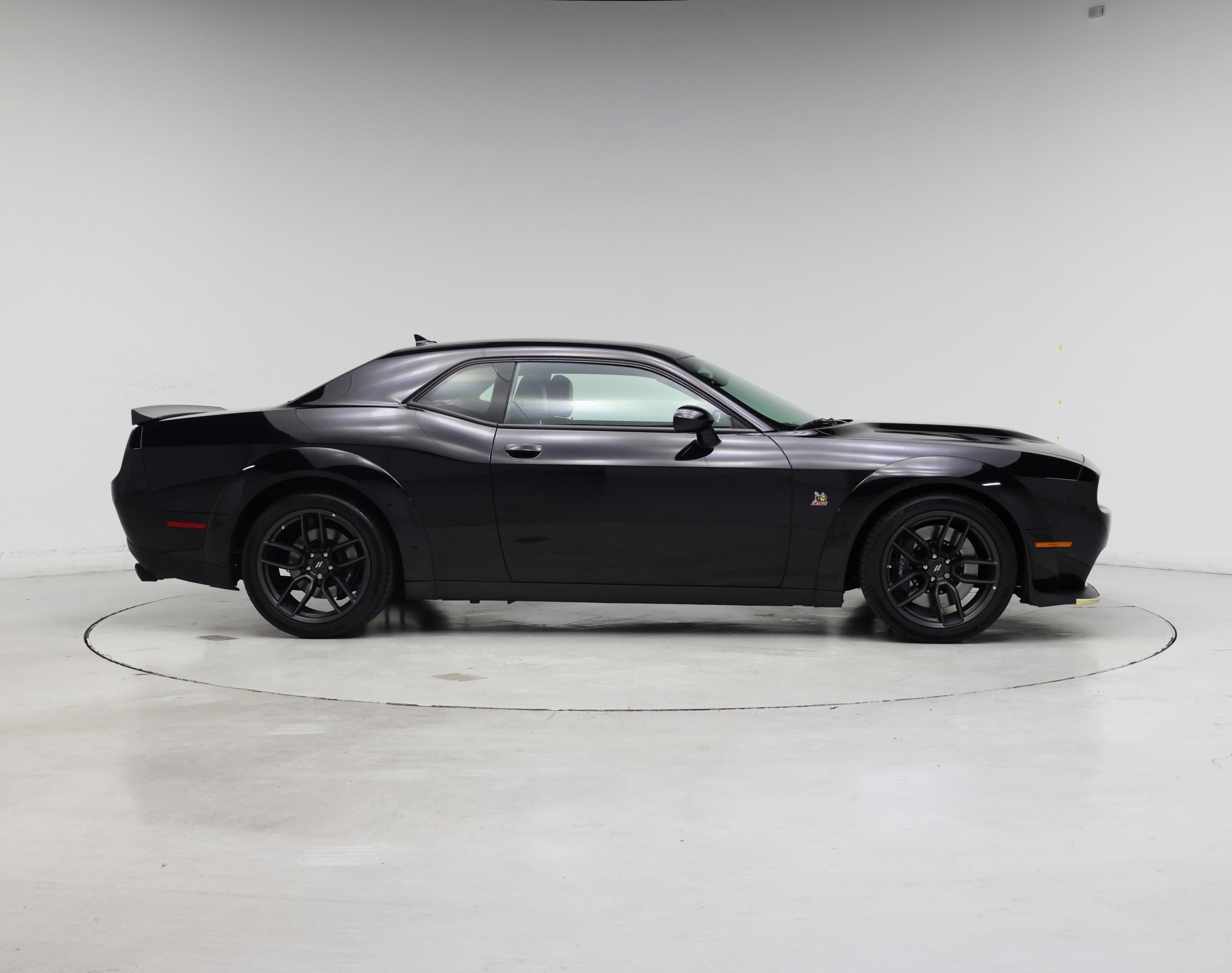 Thumbnail: 2022 Dodge Challenger - 7