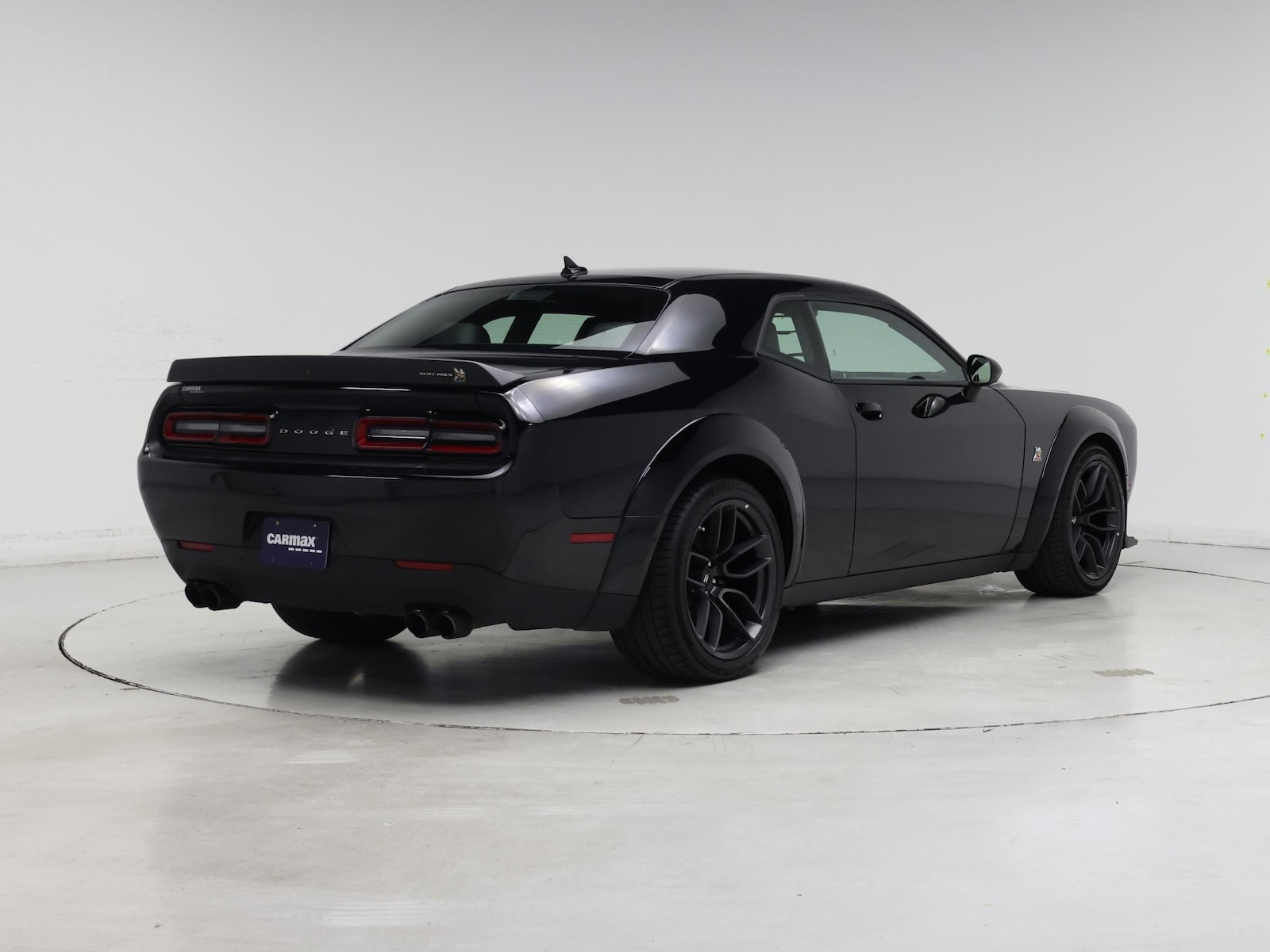 2022 Dodge Challenger R/T - Photo 9