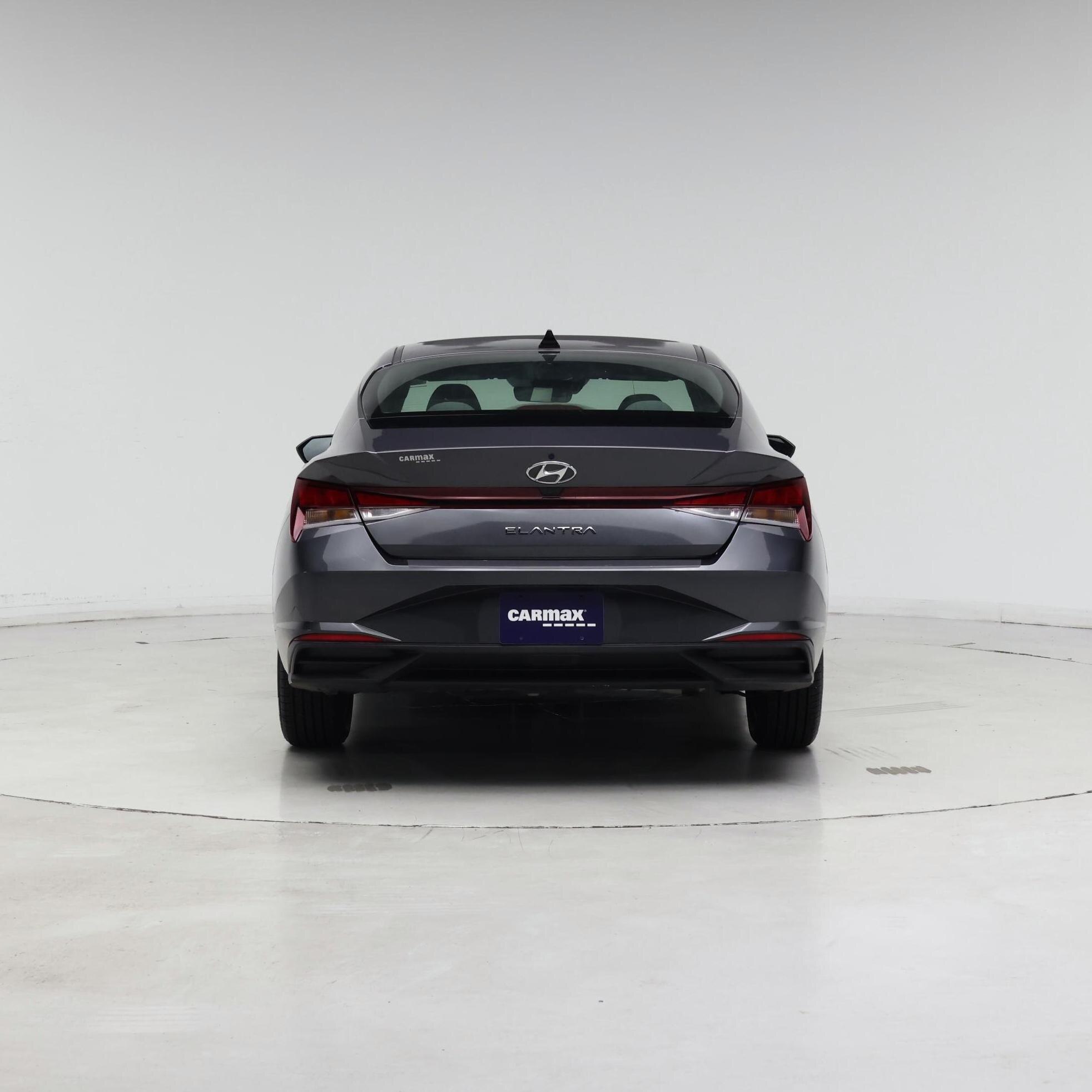Thumbnail: 2022 Hyundai Elantra - 6