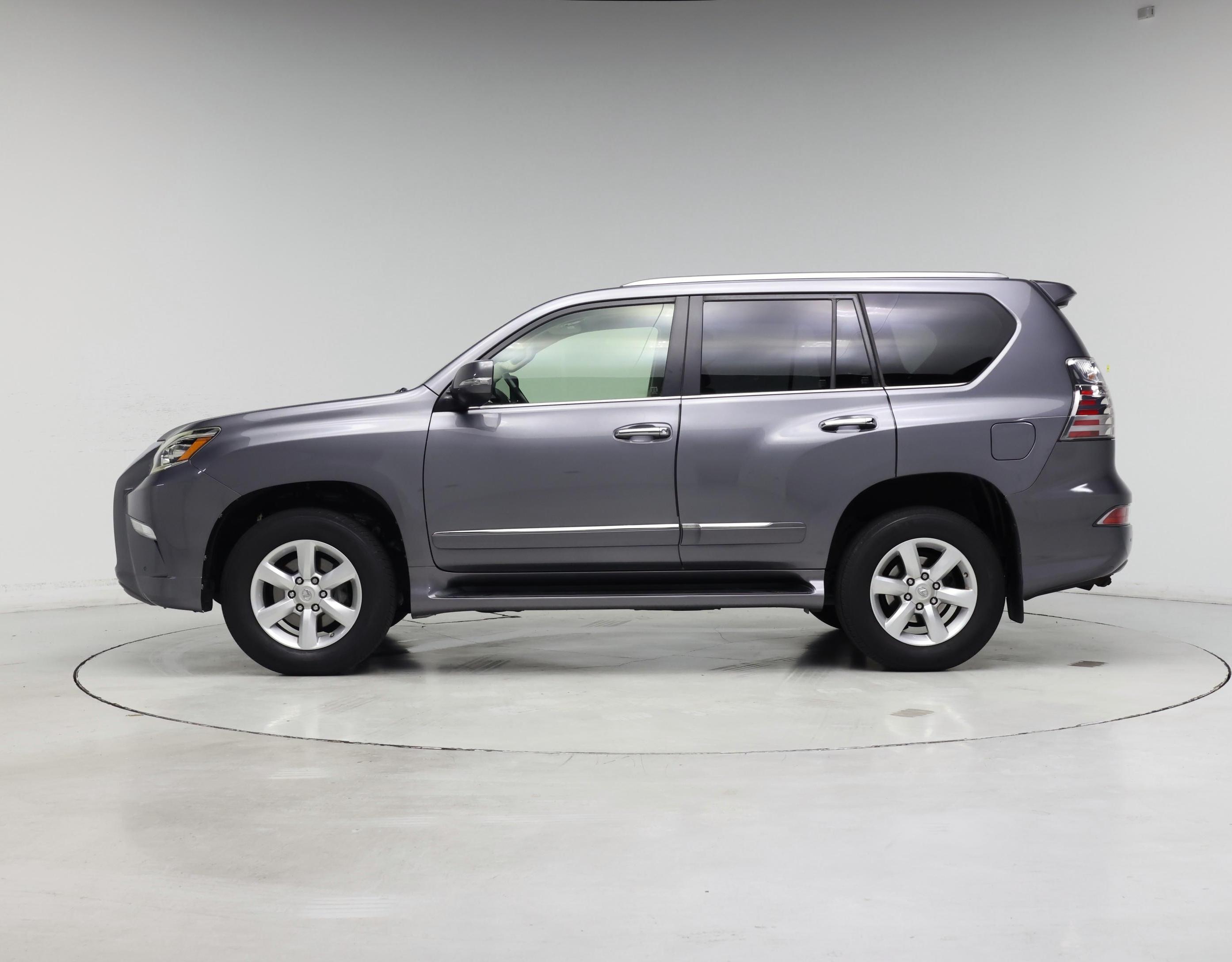 Thumbnail: 2019 Lexus GX - 3