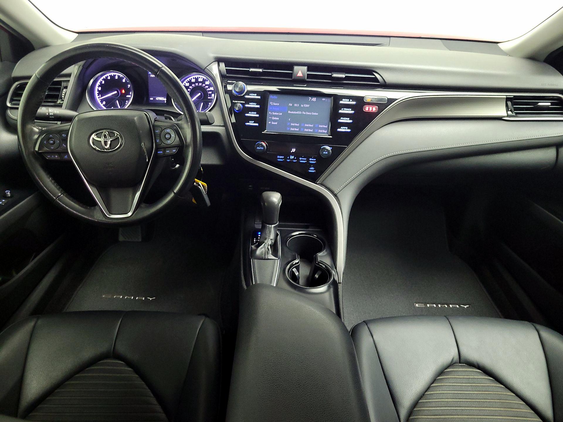 Thumbnail: 2019 Toyota Camry - 9