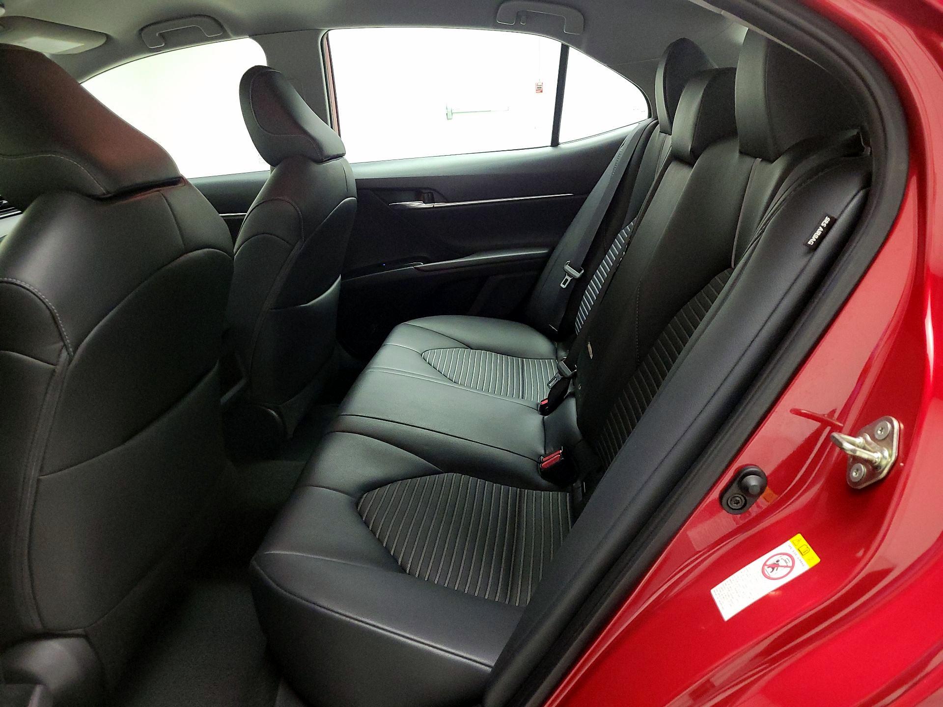 Thumbnail: 2019 Toyota Camry - 19