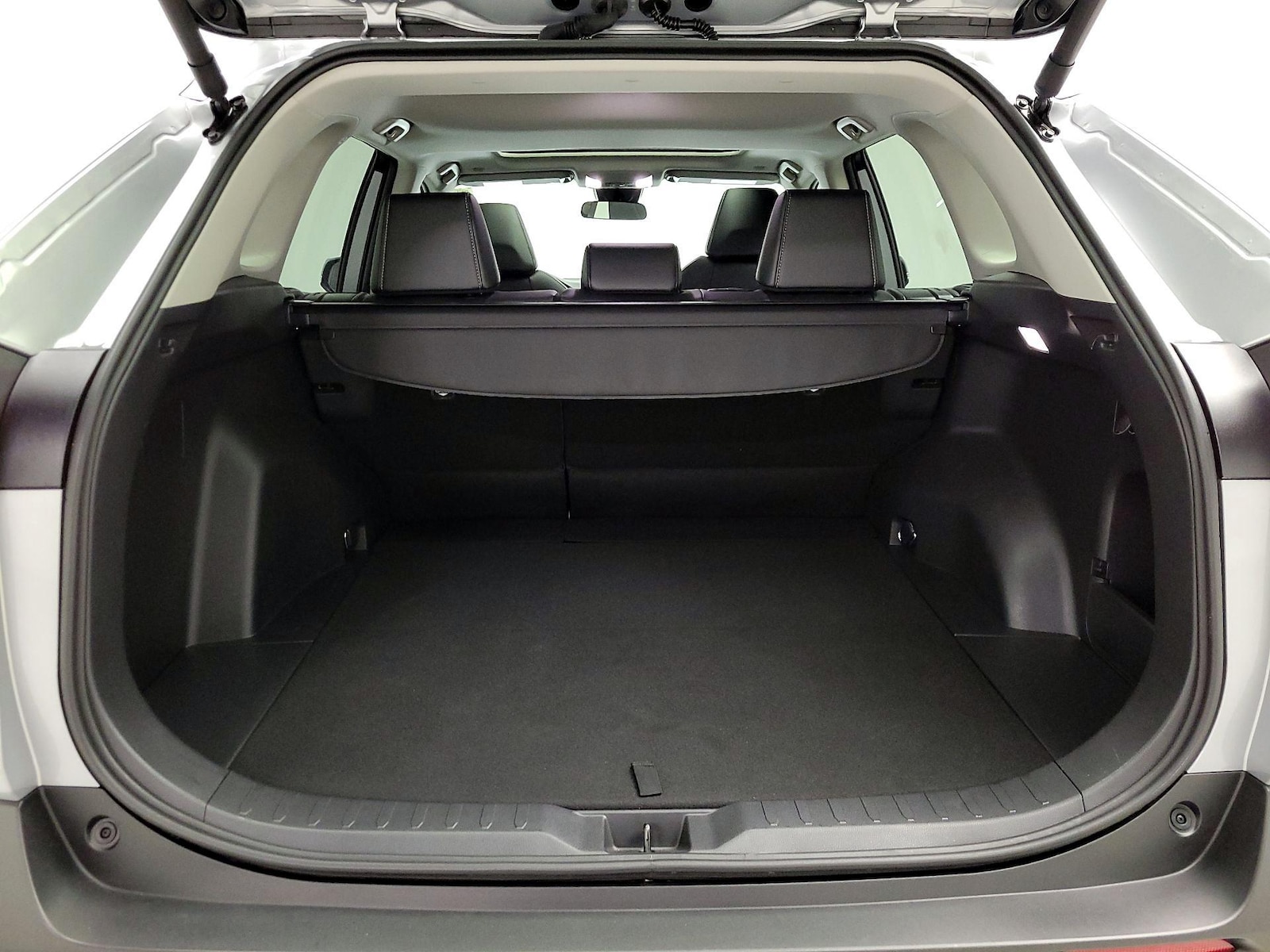 2025 Toyota RAV4 XLE Premium - Photo 23