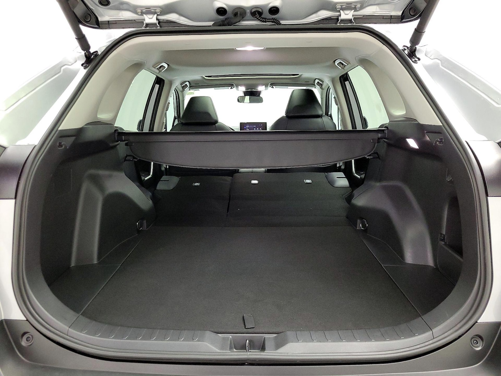 2025 Toyota RAV4 XLE Premium - Photo 24