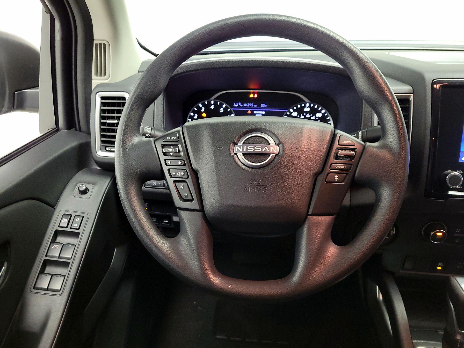 Thumbnail: 2024 Nissan Frontier - 10