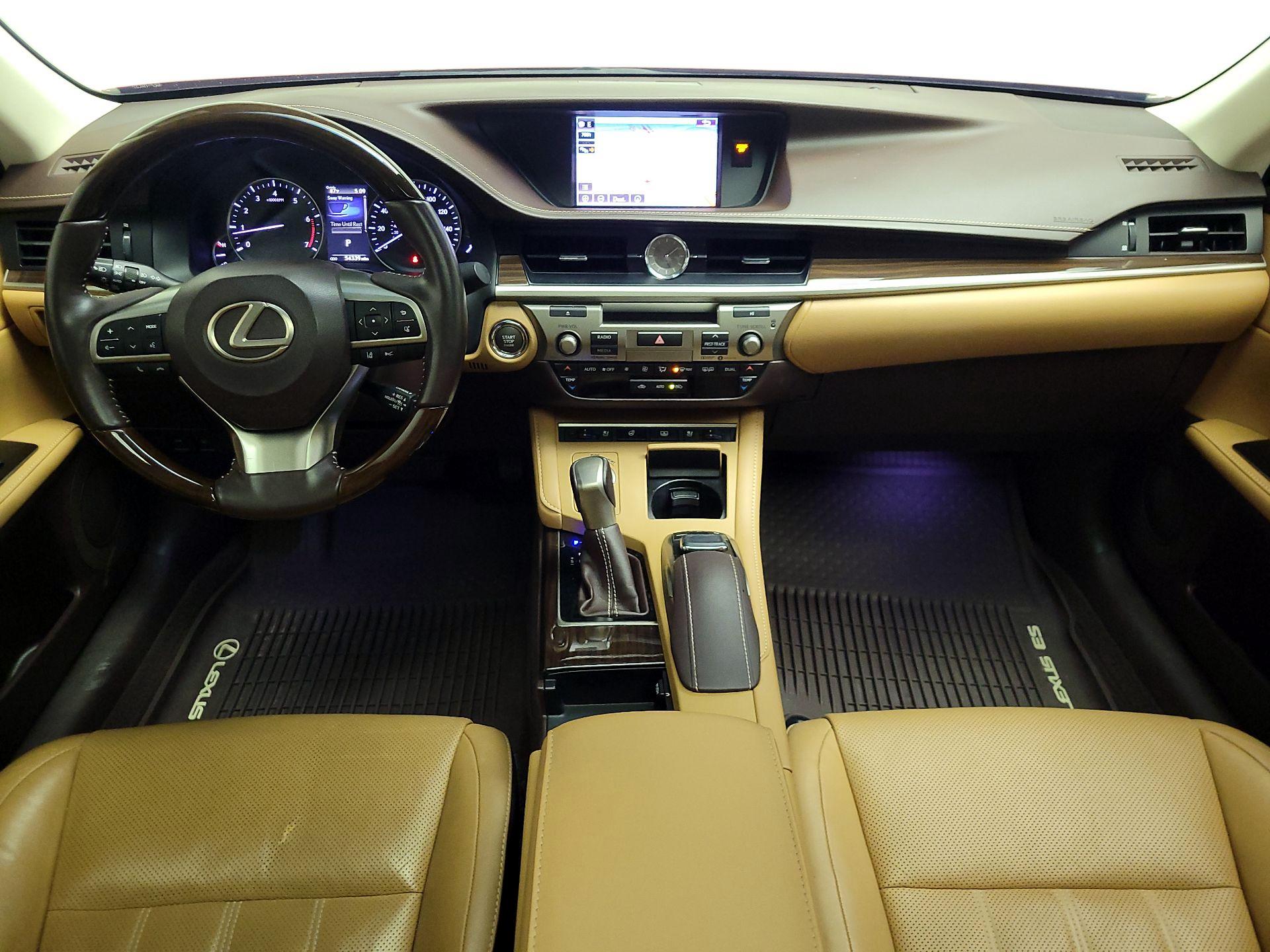 Thumbnail: 2017 Lexus ES - 9