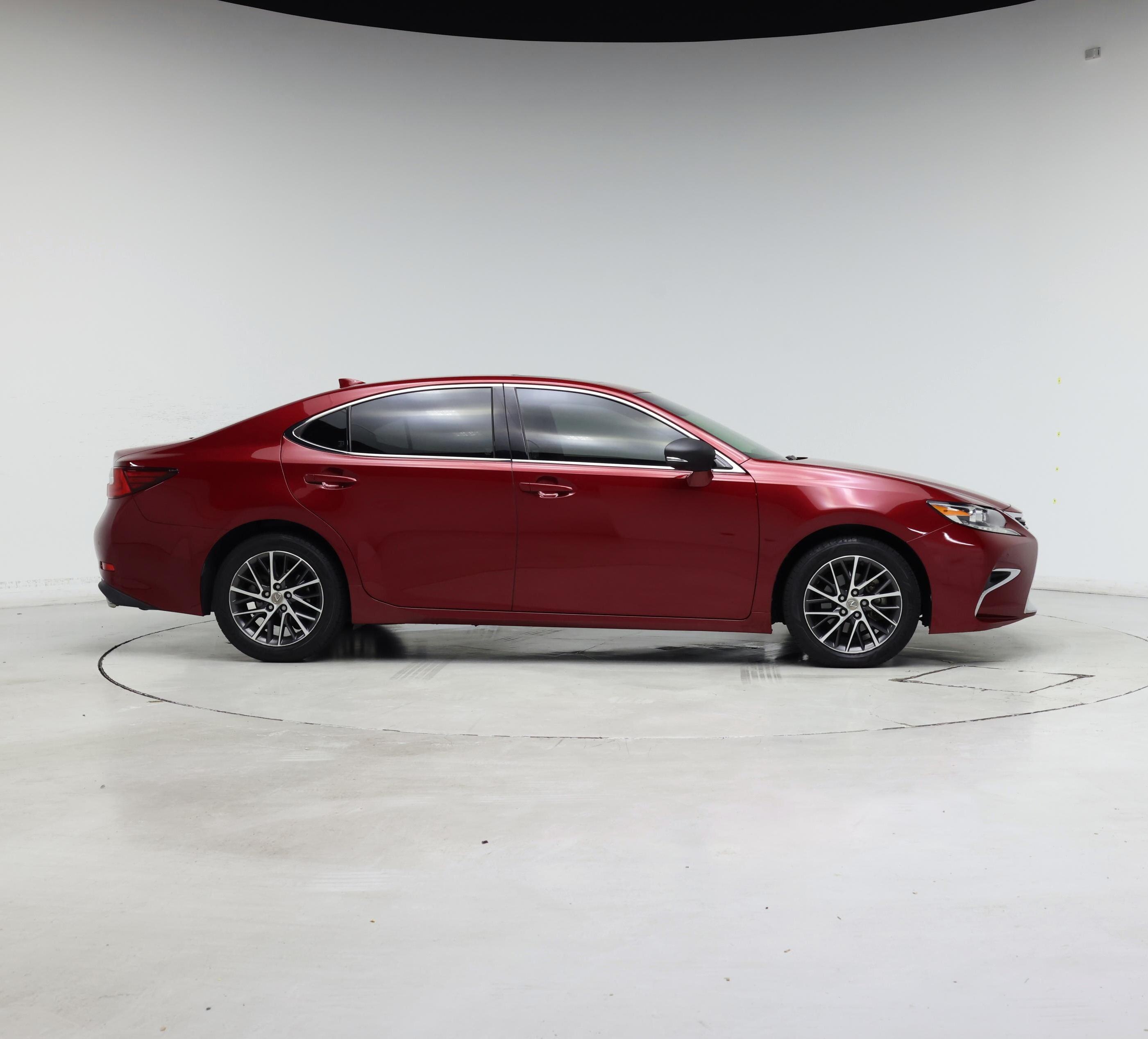 Thumbnail: 2017 Lexus ES - 7