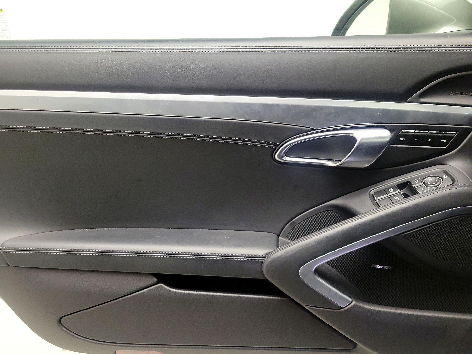 Thumbnail: 2025 Porsche 718 Boxster - 12