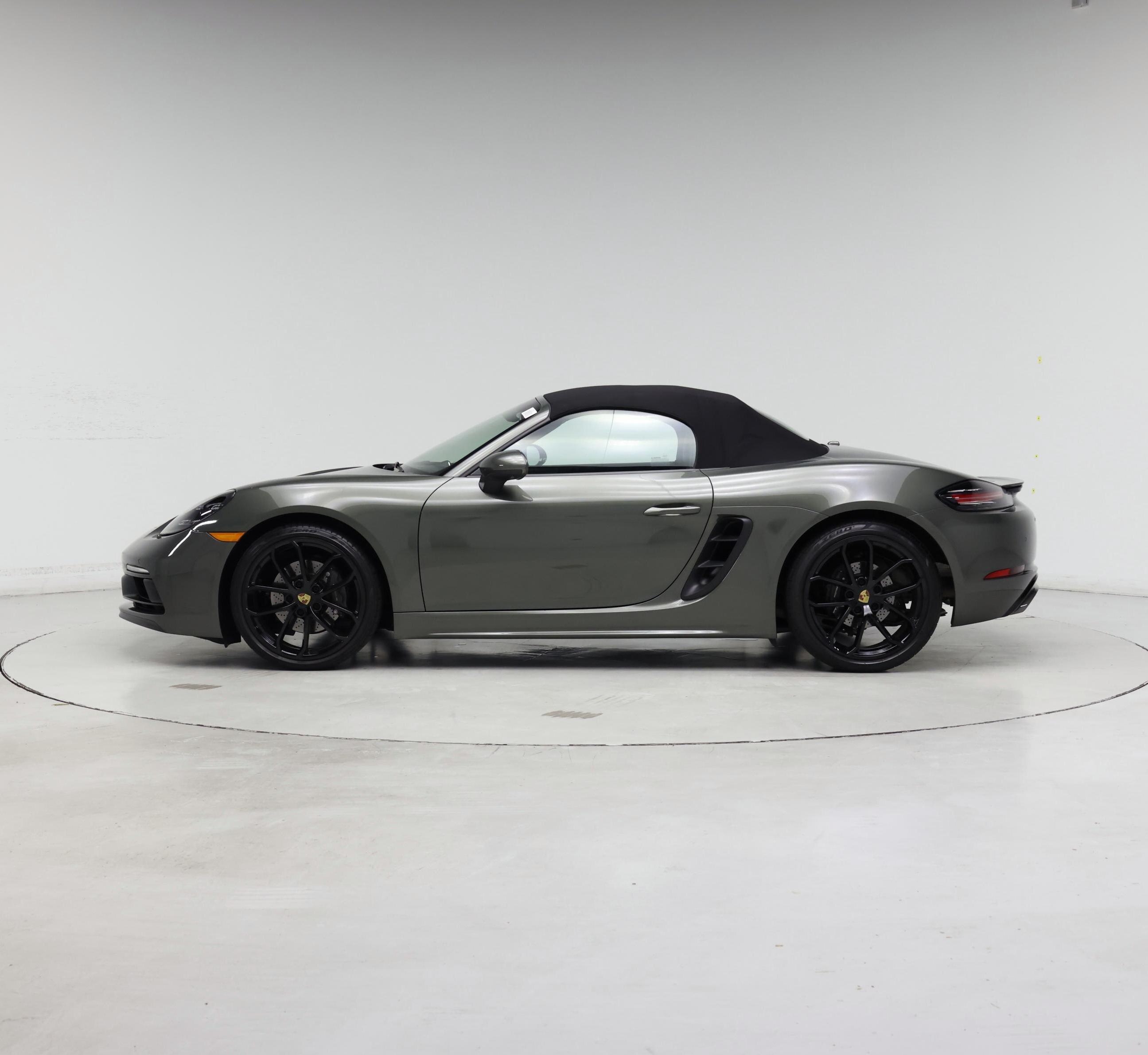 Thumbnail: 2025 Porsche 718 Boxster - 3