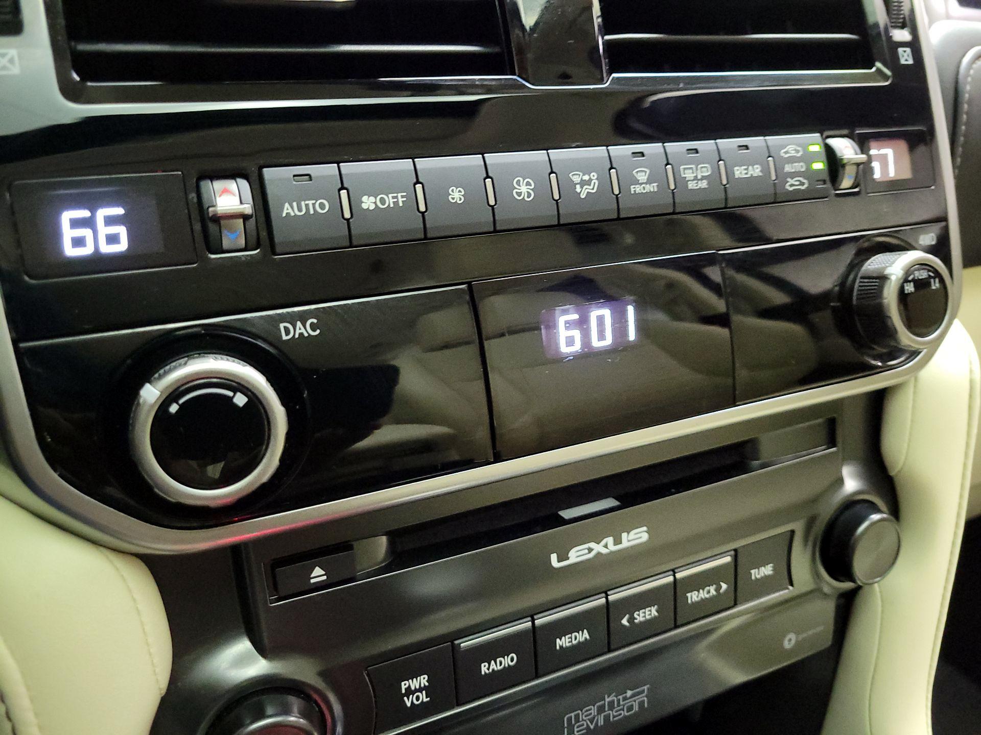 Thumbnail: 2023 Lexus GX - 17