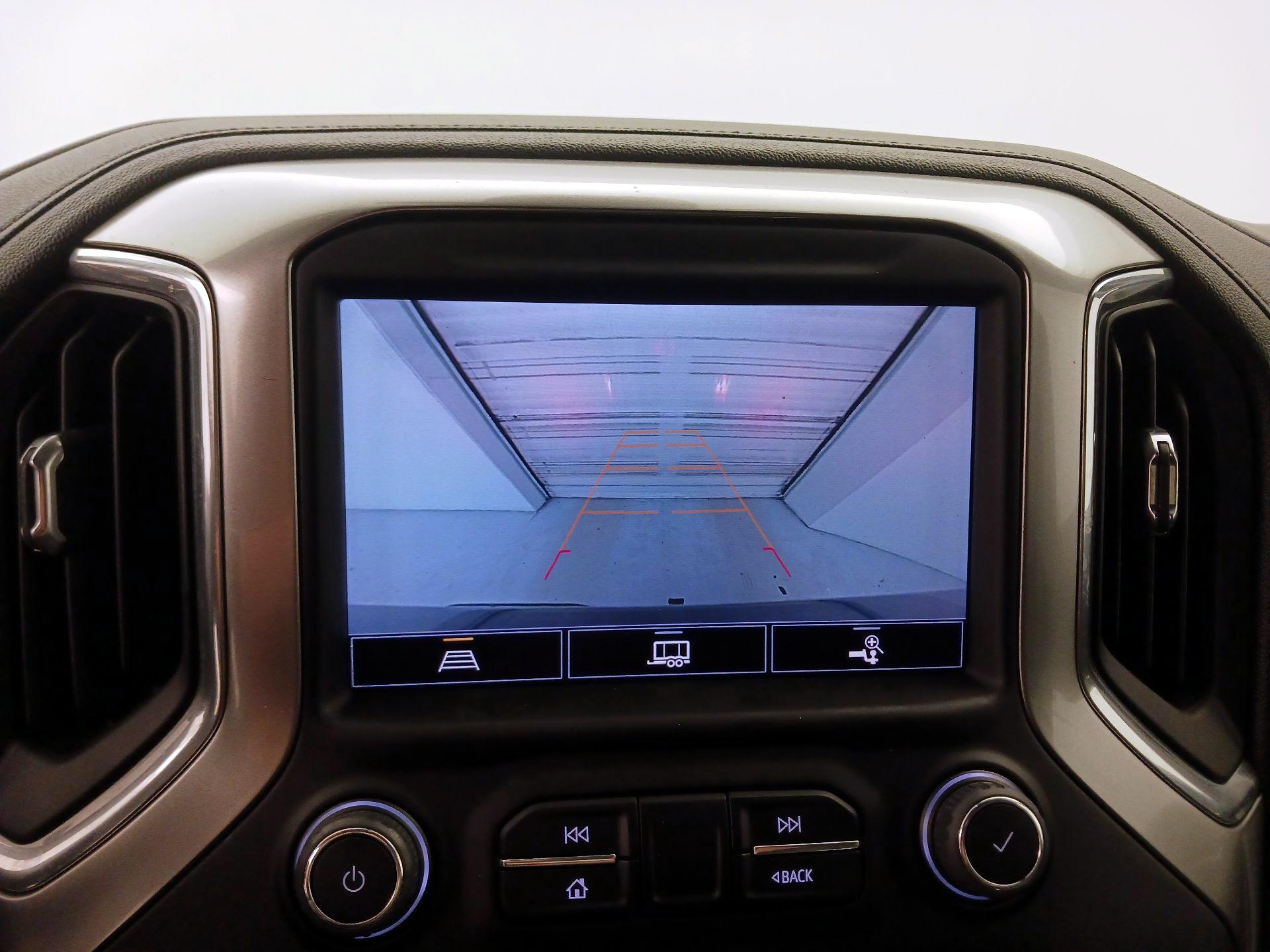 Thumbnail: 2021 Chevrolet Silverado 1500 - 14