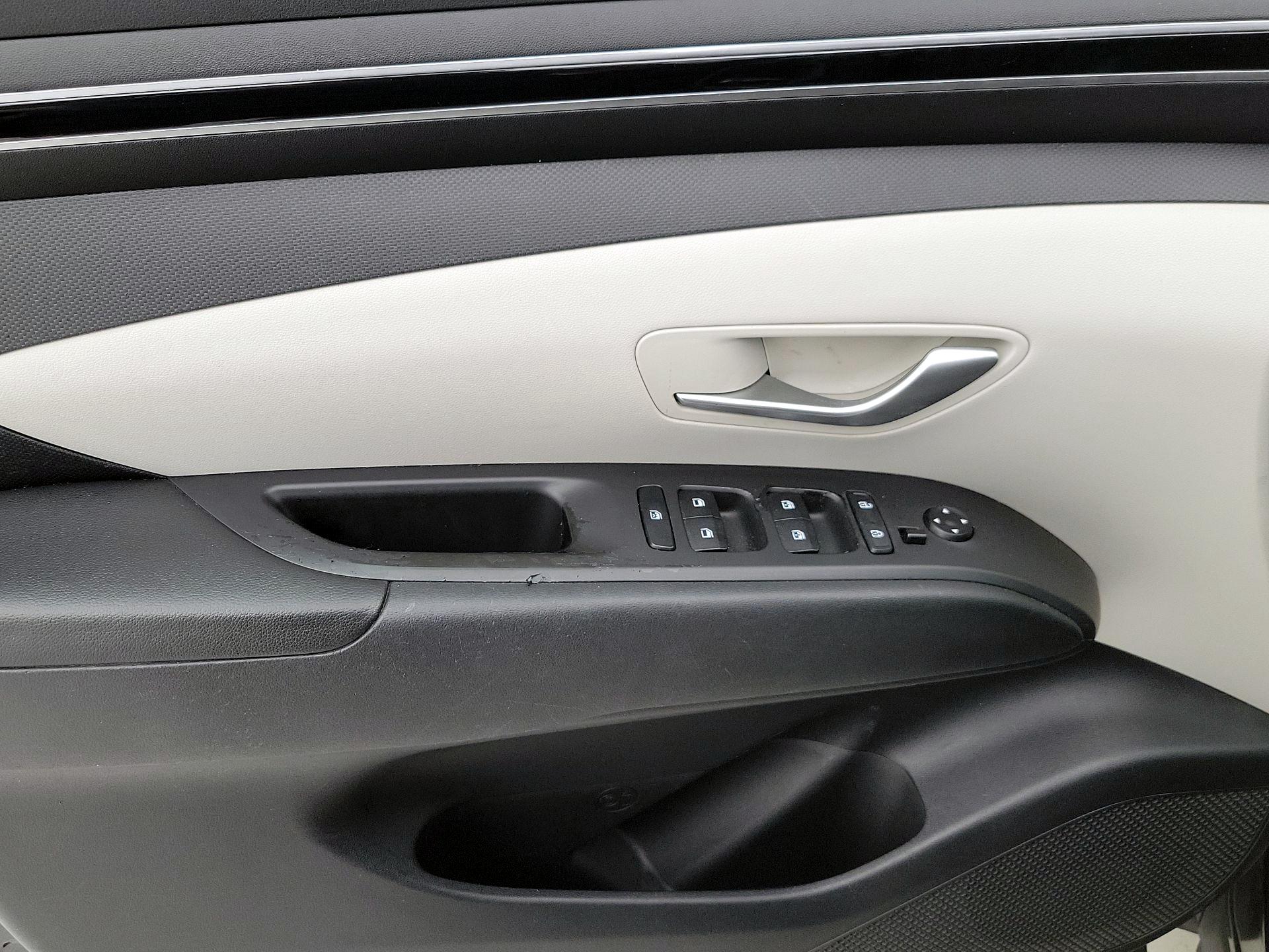 Thumbnail: 2022 Hyundai Tucson - 12