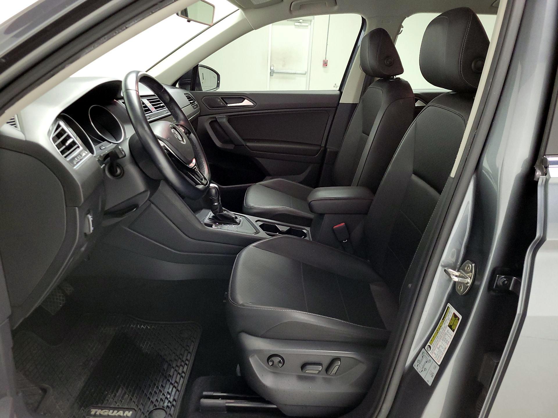 Thumbnail: 2019 Volkswagen Tiguan - 11