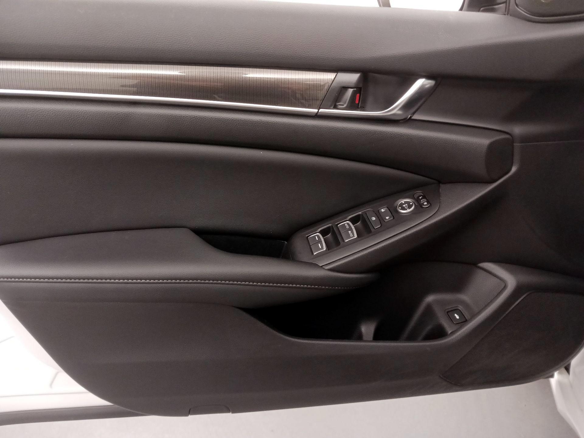 Thumbnail: 2021 Honda Accord - 12