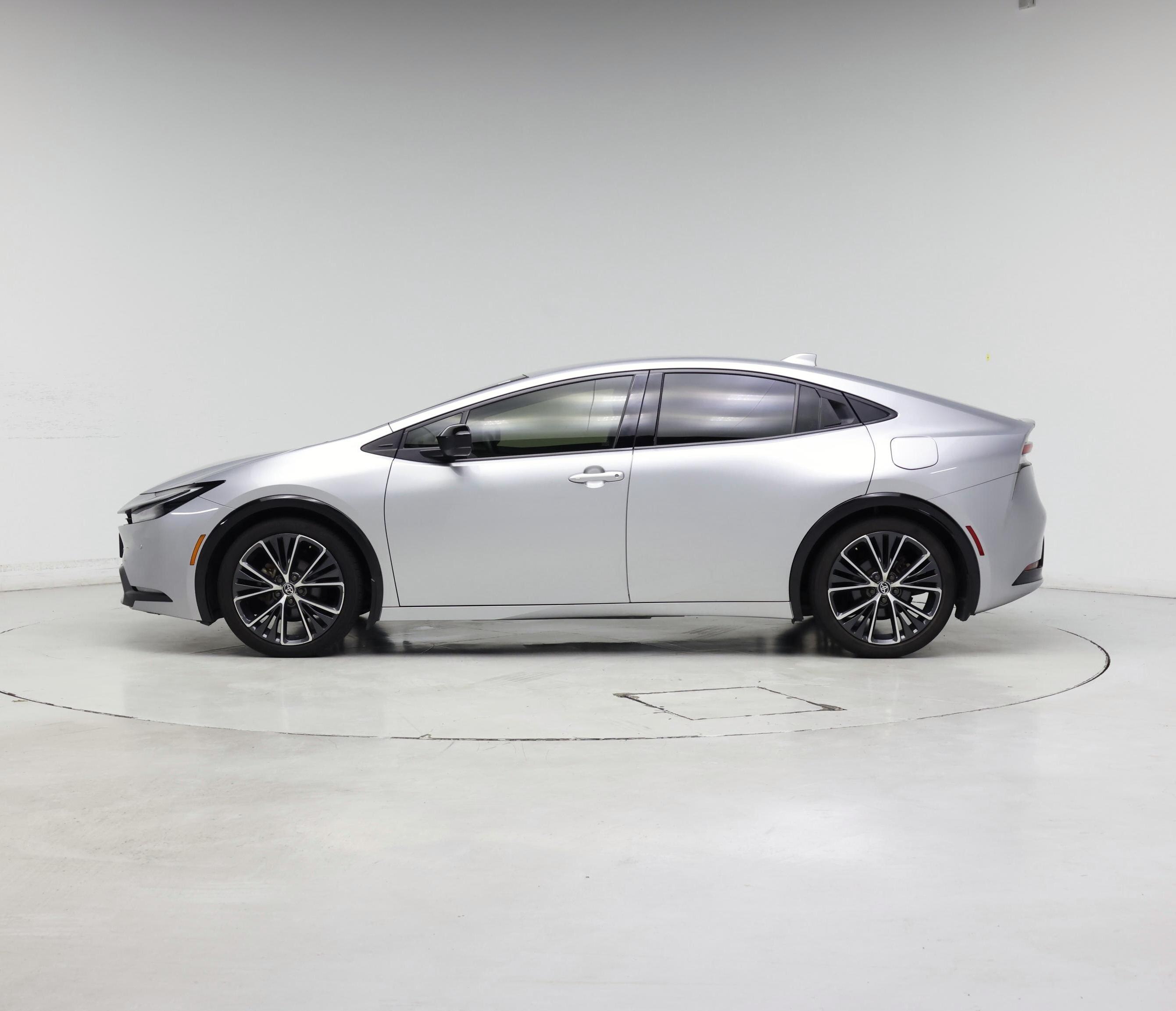 Thumbnail: 2023 Toyota Prius - 3