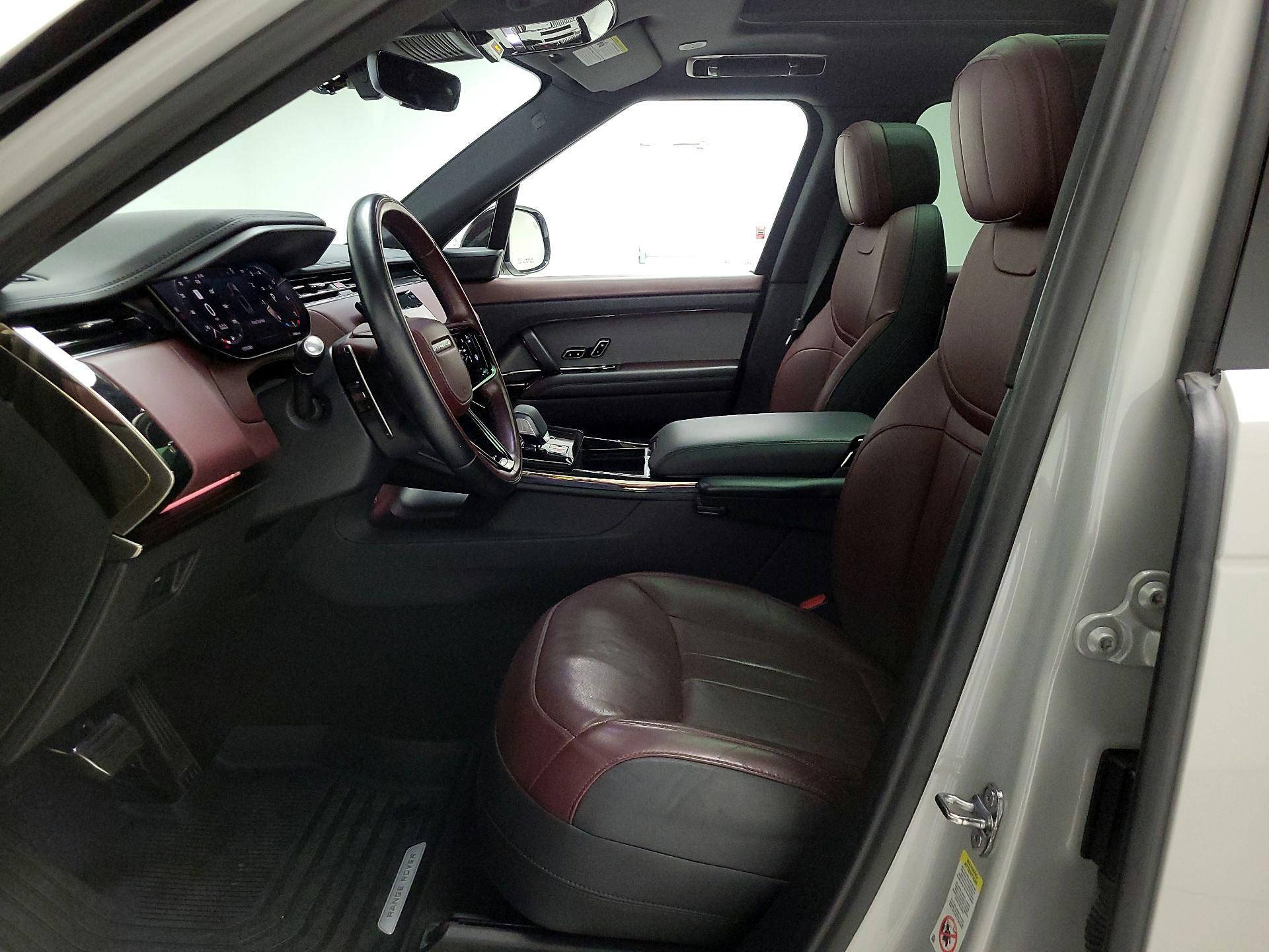 Thumbnail: 2024 Land Rover Range Rover Sport - 11