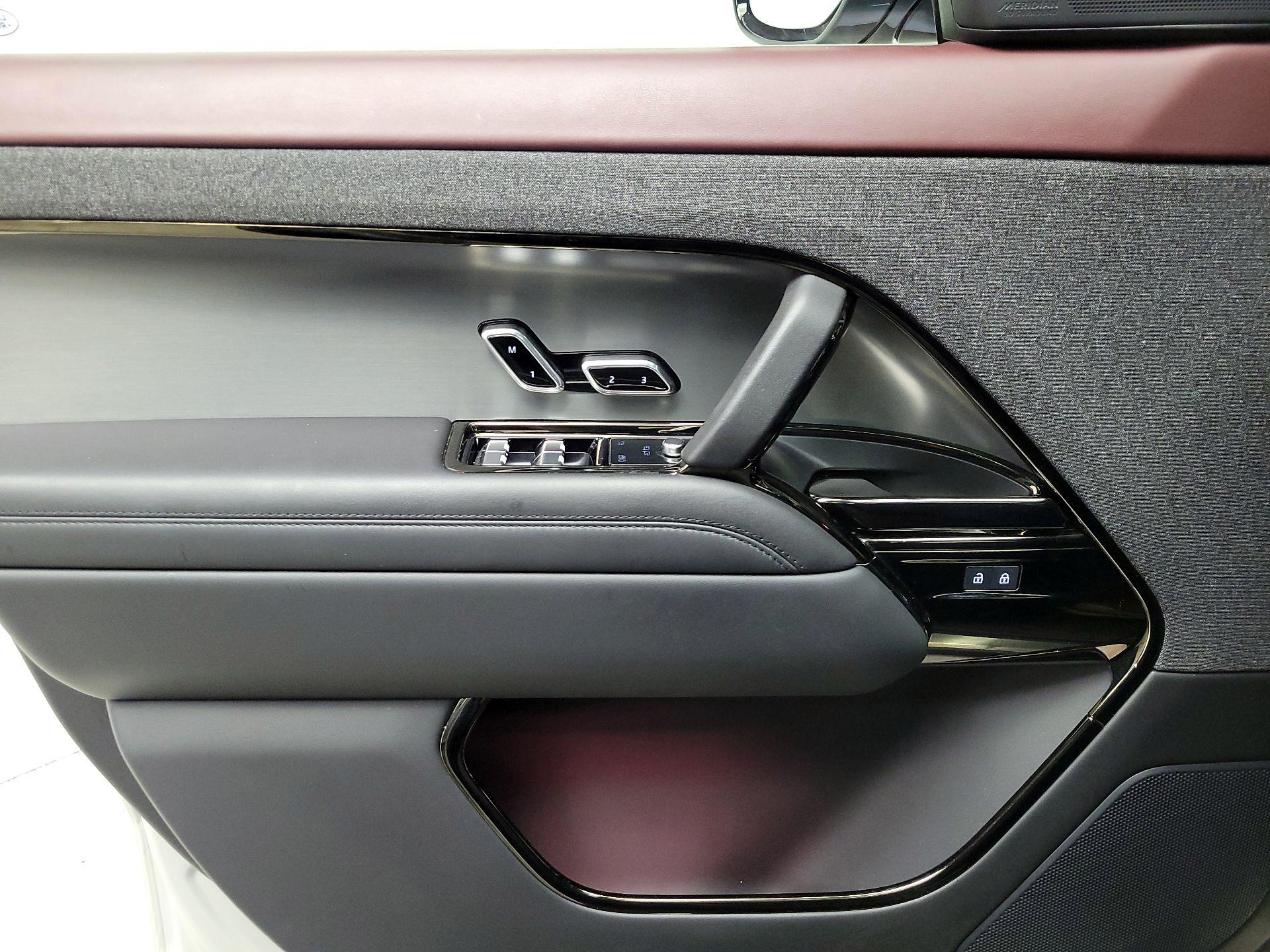 Thumbnail: 2024 Land Rover Range Rover Sport - 12