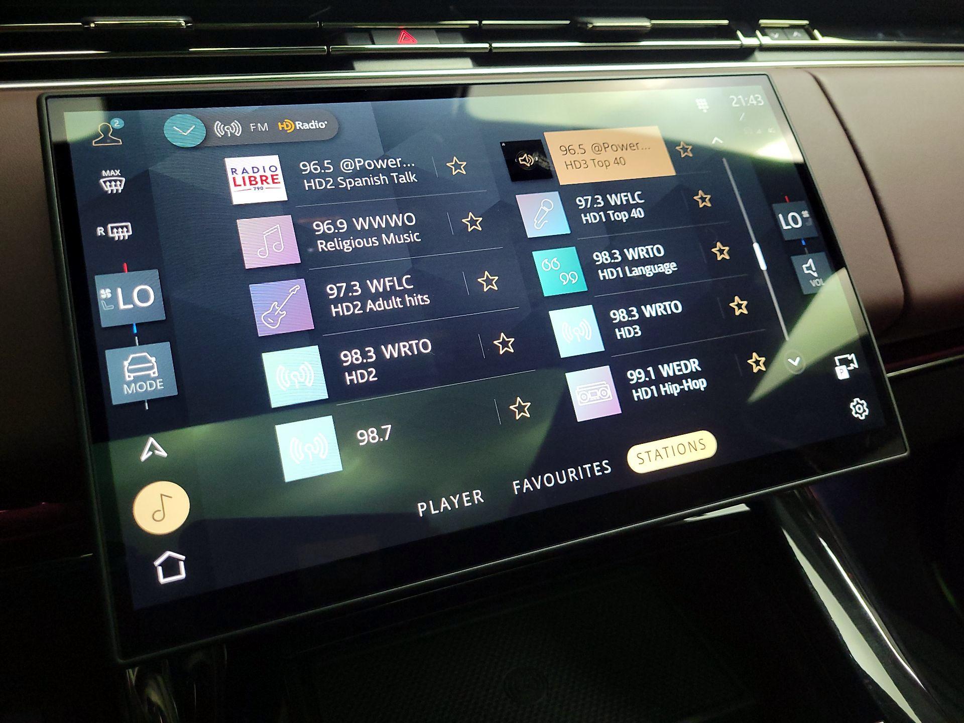 Thumbnail: 2024 Land Rover Range Rover Sport - 16