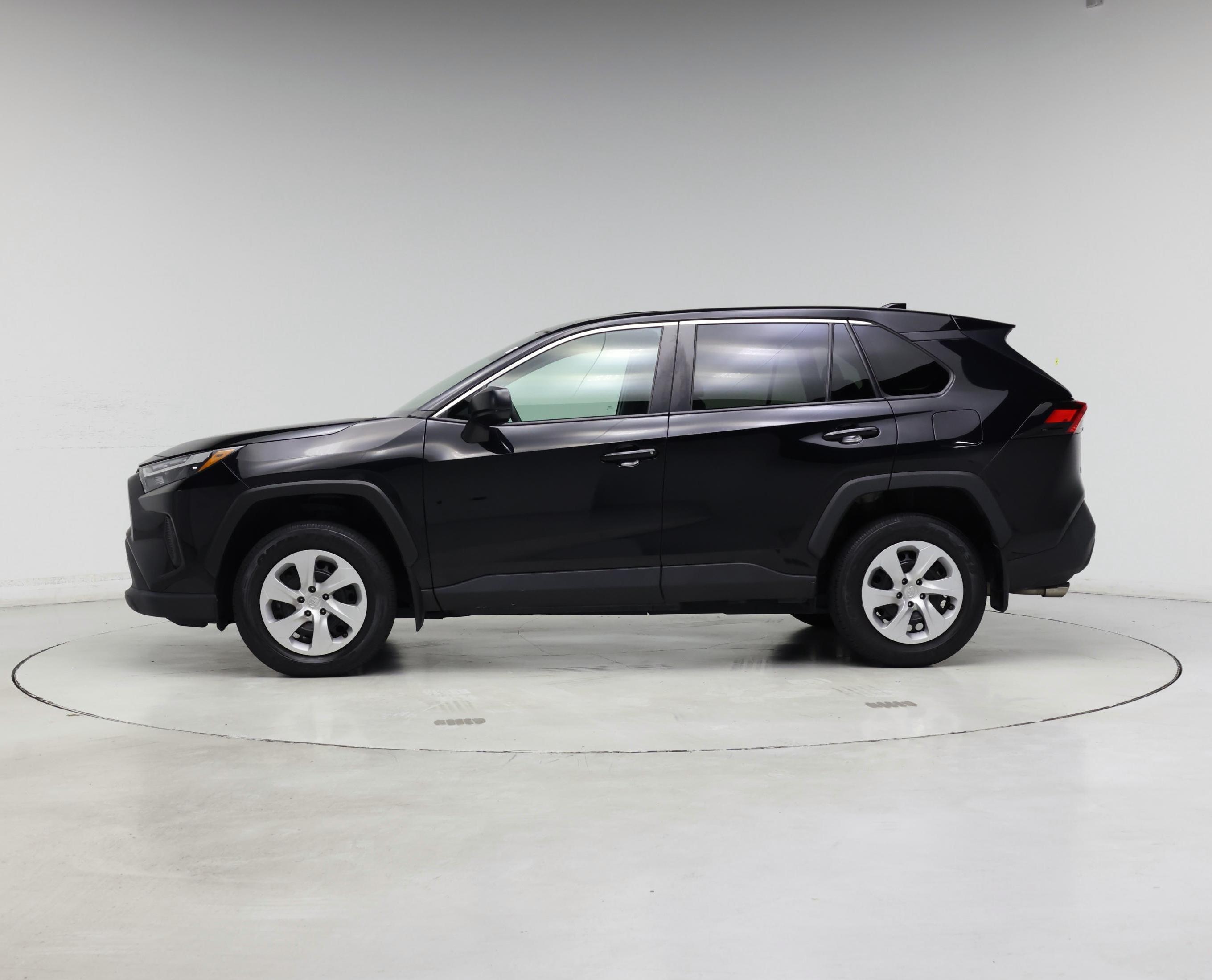 Thumbnail: 2024 Toyota RAV4 - 3