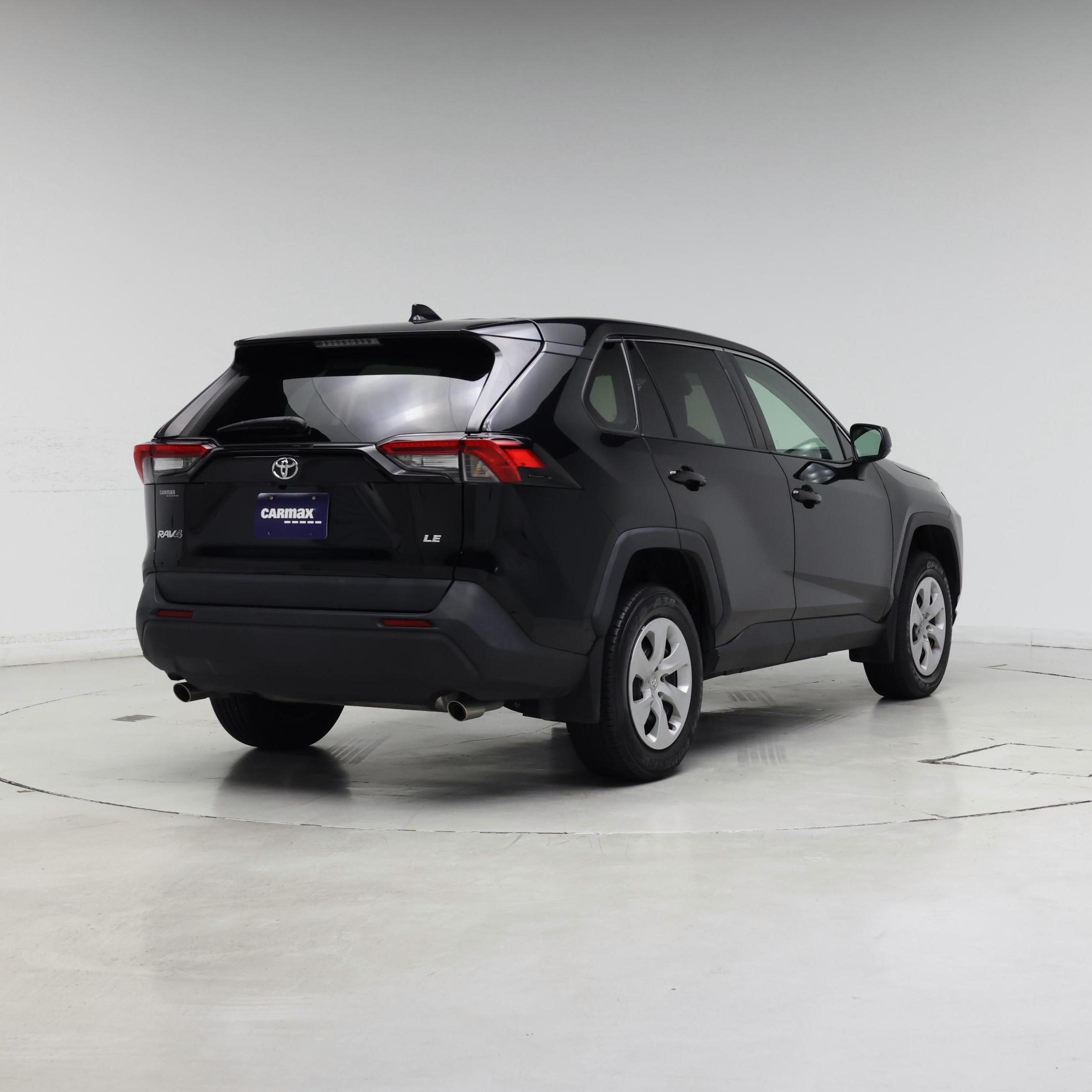 Thumbnail: 2024 Toyota RAV4 - 8