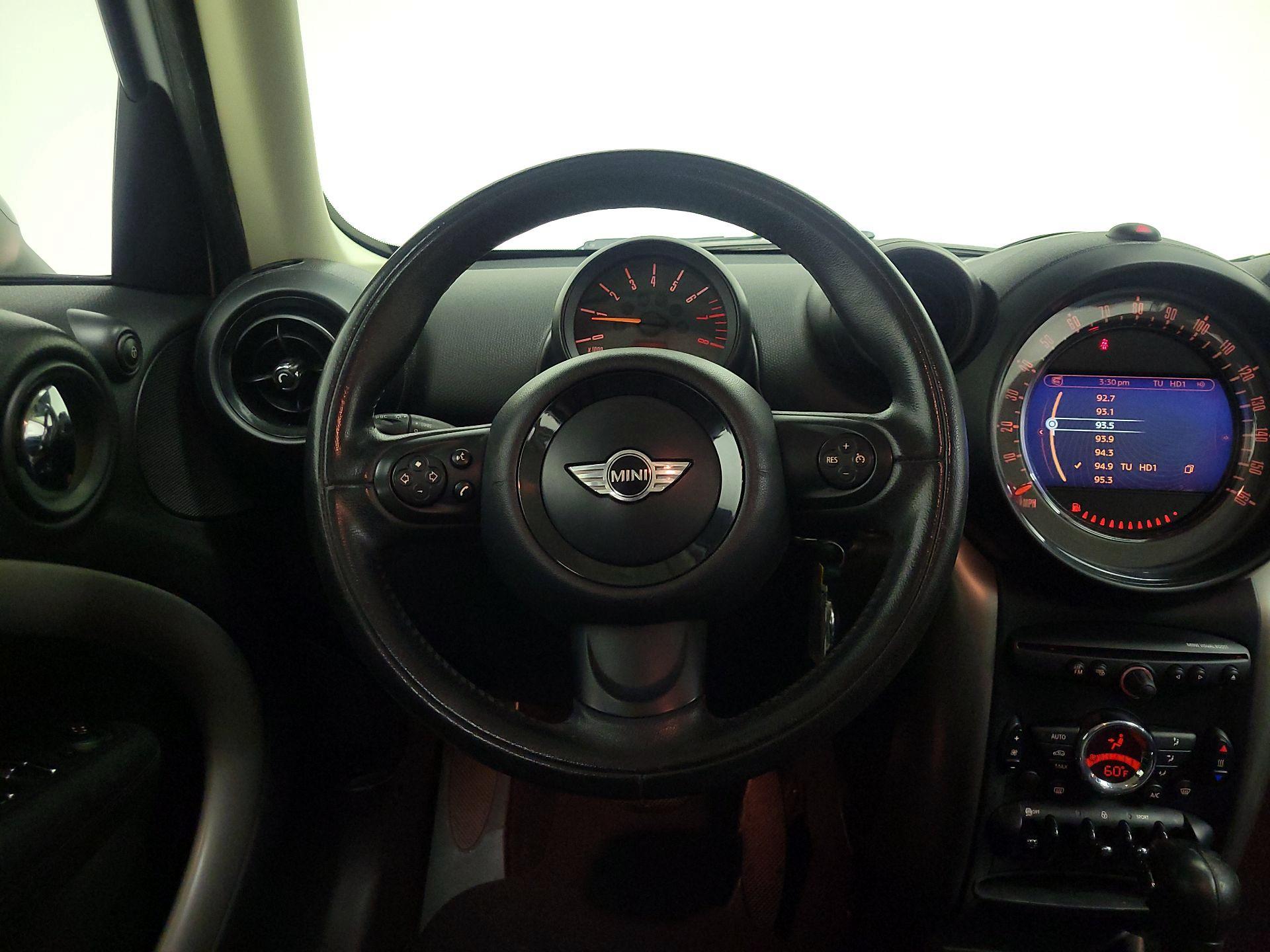 Thumbnail: 2015 MINI Cooper Countryman - 10