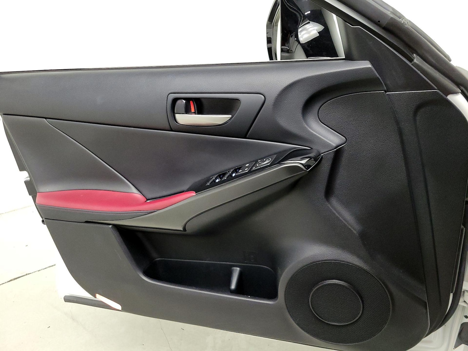 2023 Lexus IS 300 - Photo 13