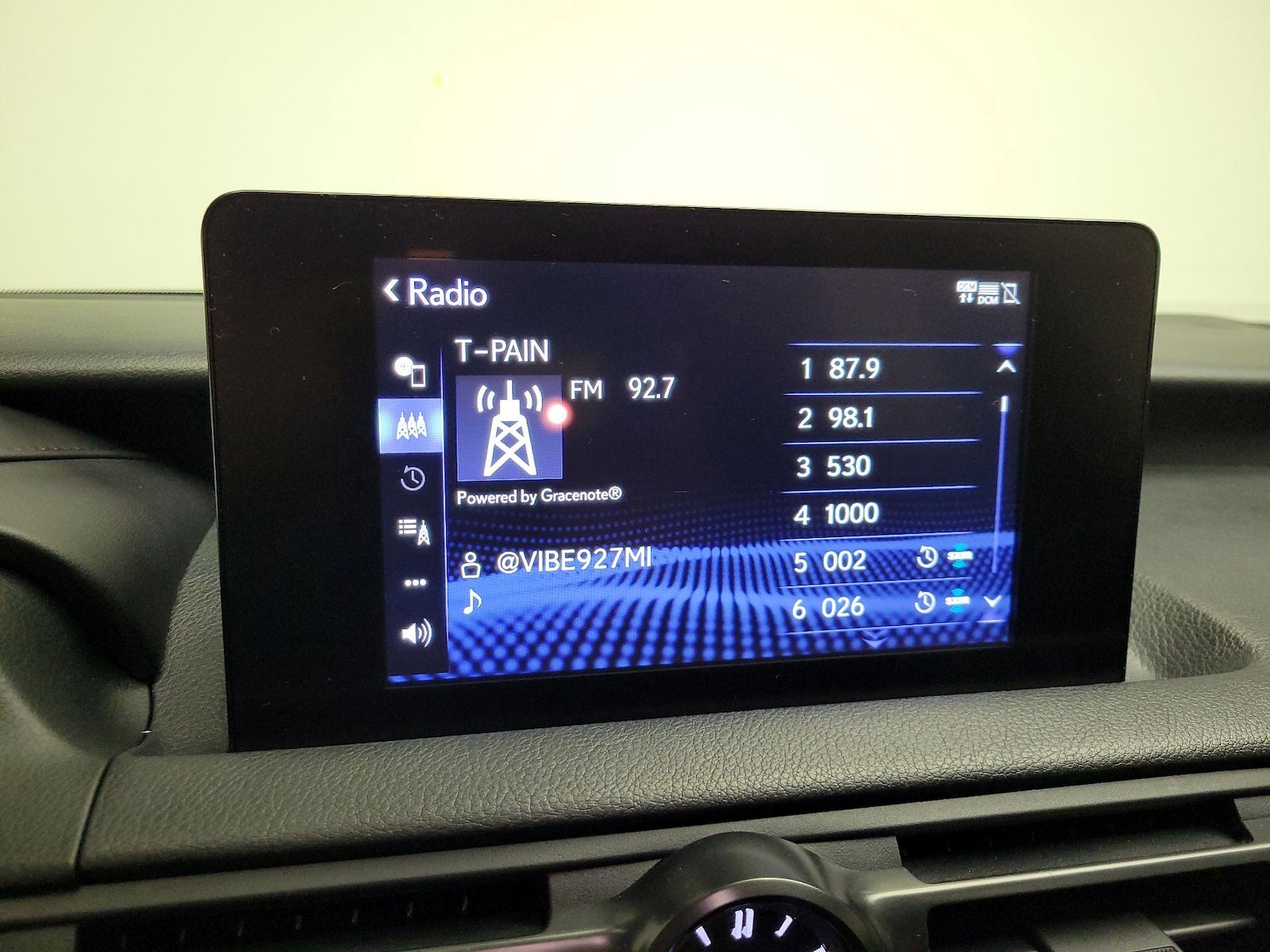 2023 Lexus IS 300 - Photo 17