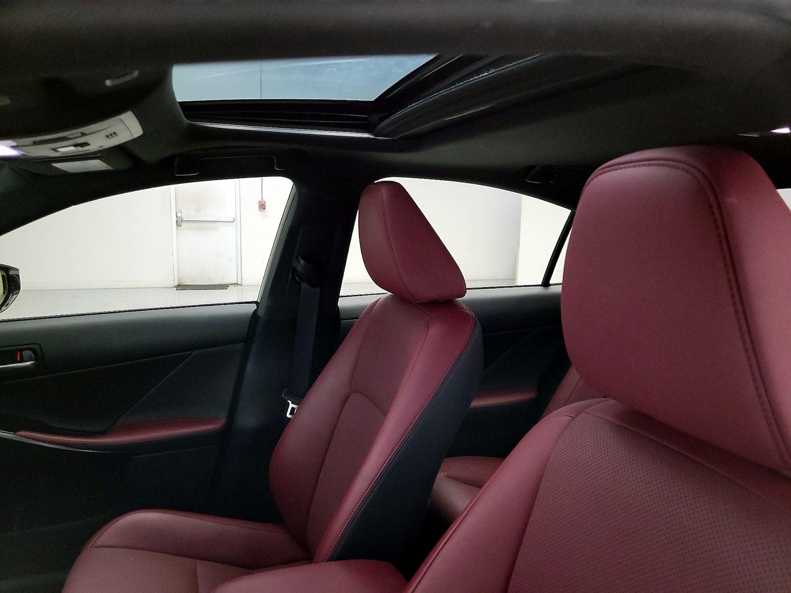 2023 Lexus IS 300 - Photo 21