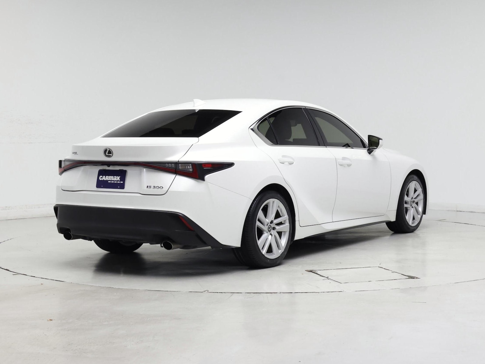 2023 Lexus IS 300 - Photo 9