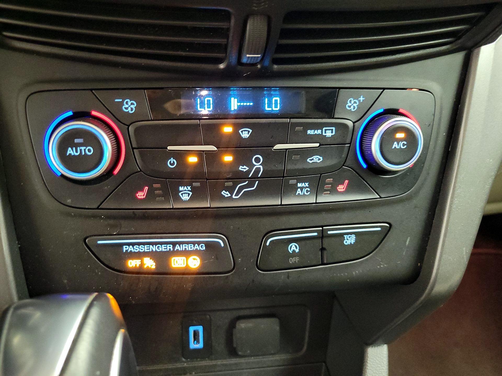 Thumbnail: 2018 Ford Escape - 17