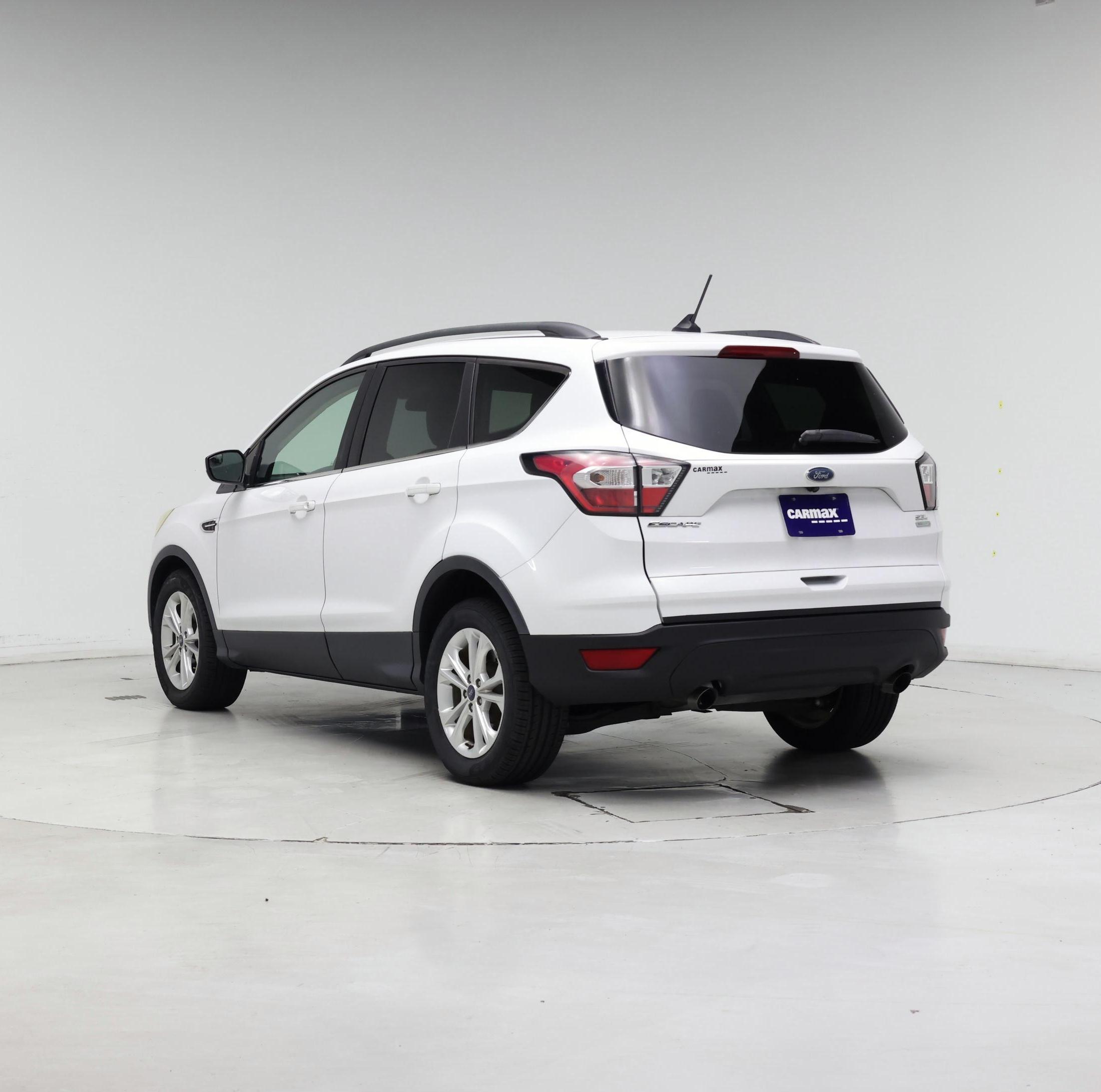 Thumbnail: 2018 Ford Escape - 2