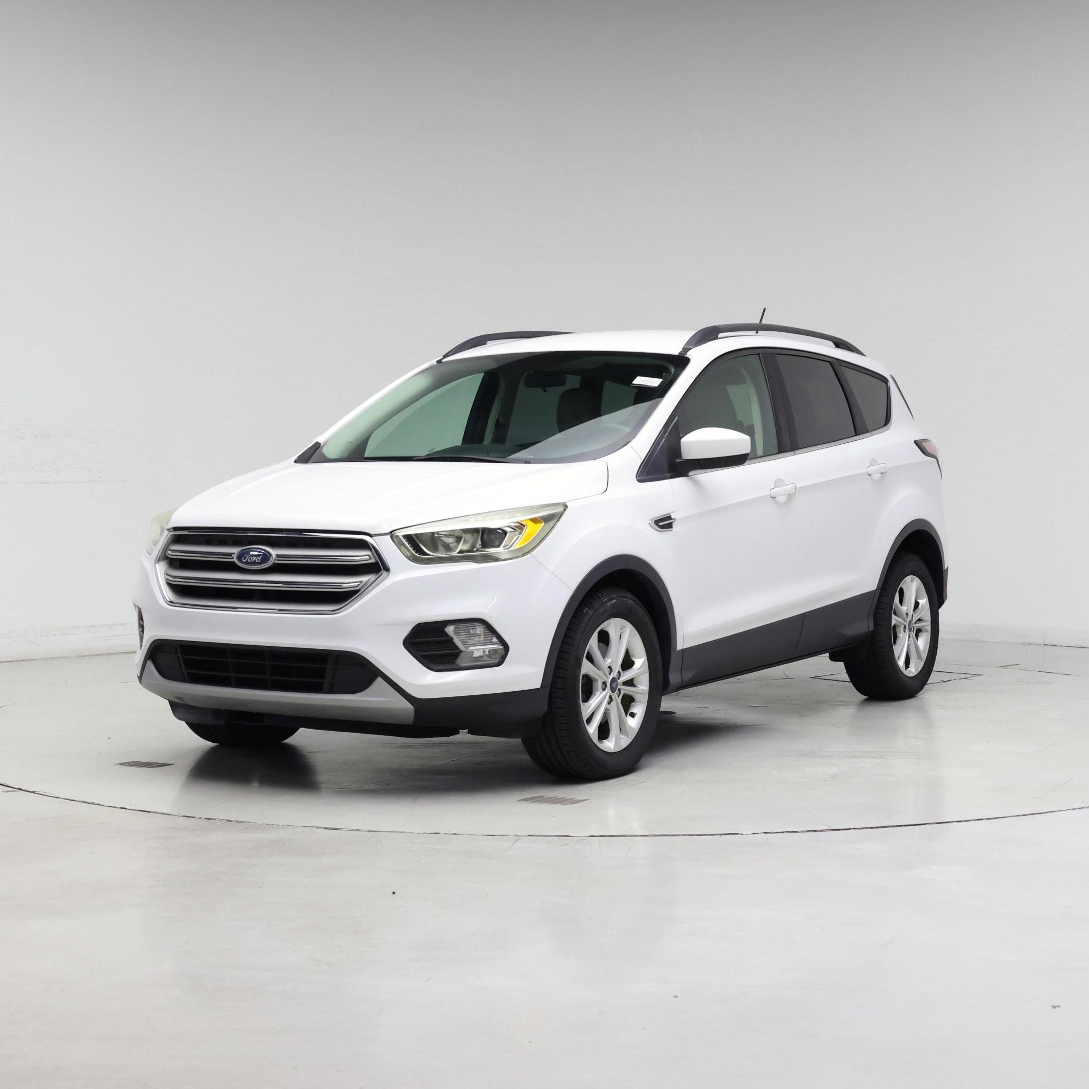Thumbnail: 2018 Ford Escape - 4