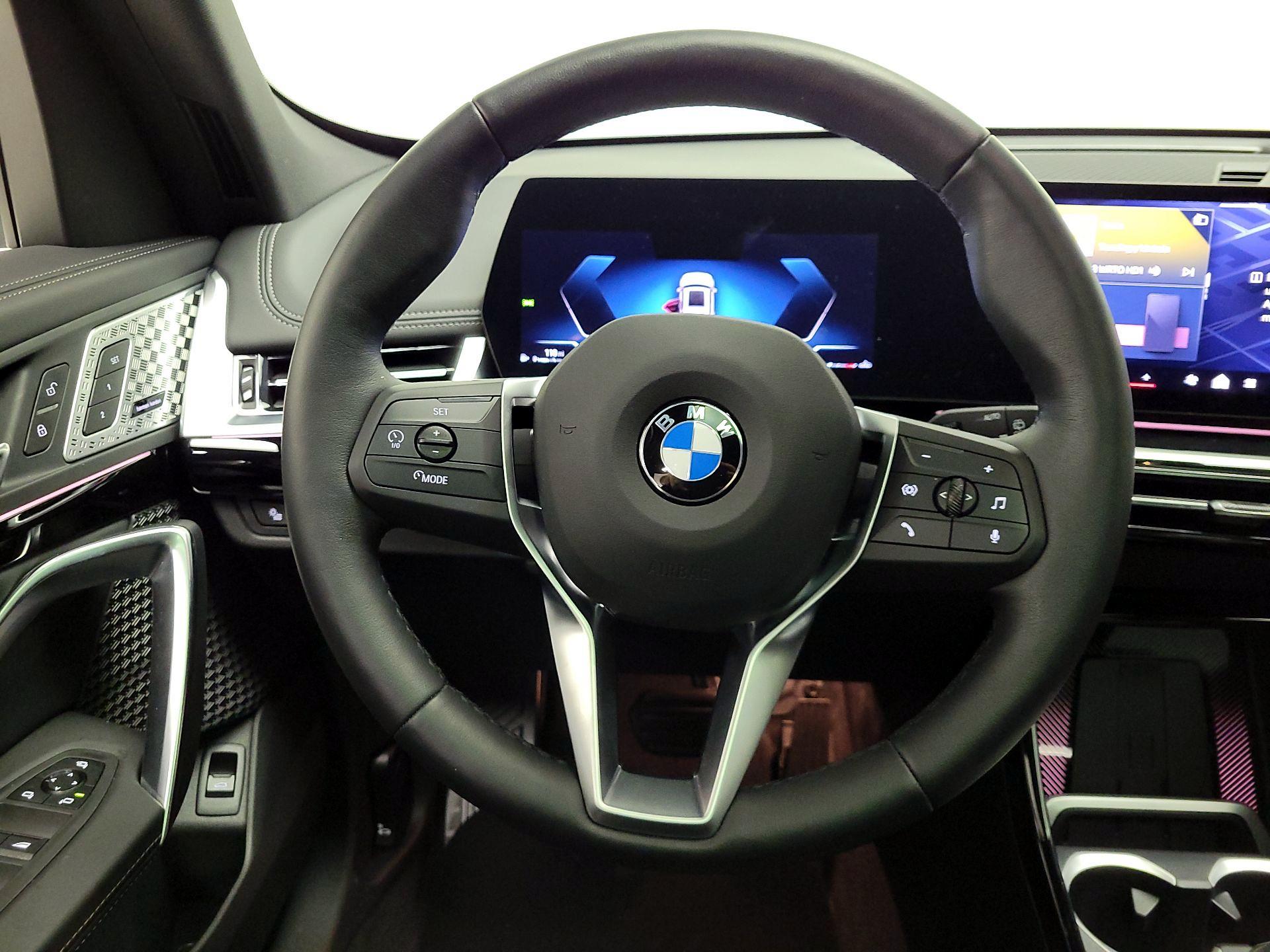 Thumbnail: 2025 BMW X1 - 10