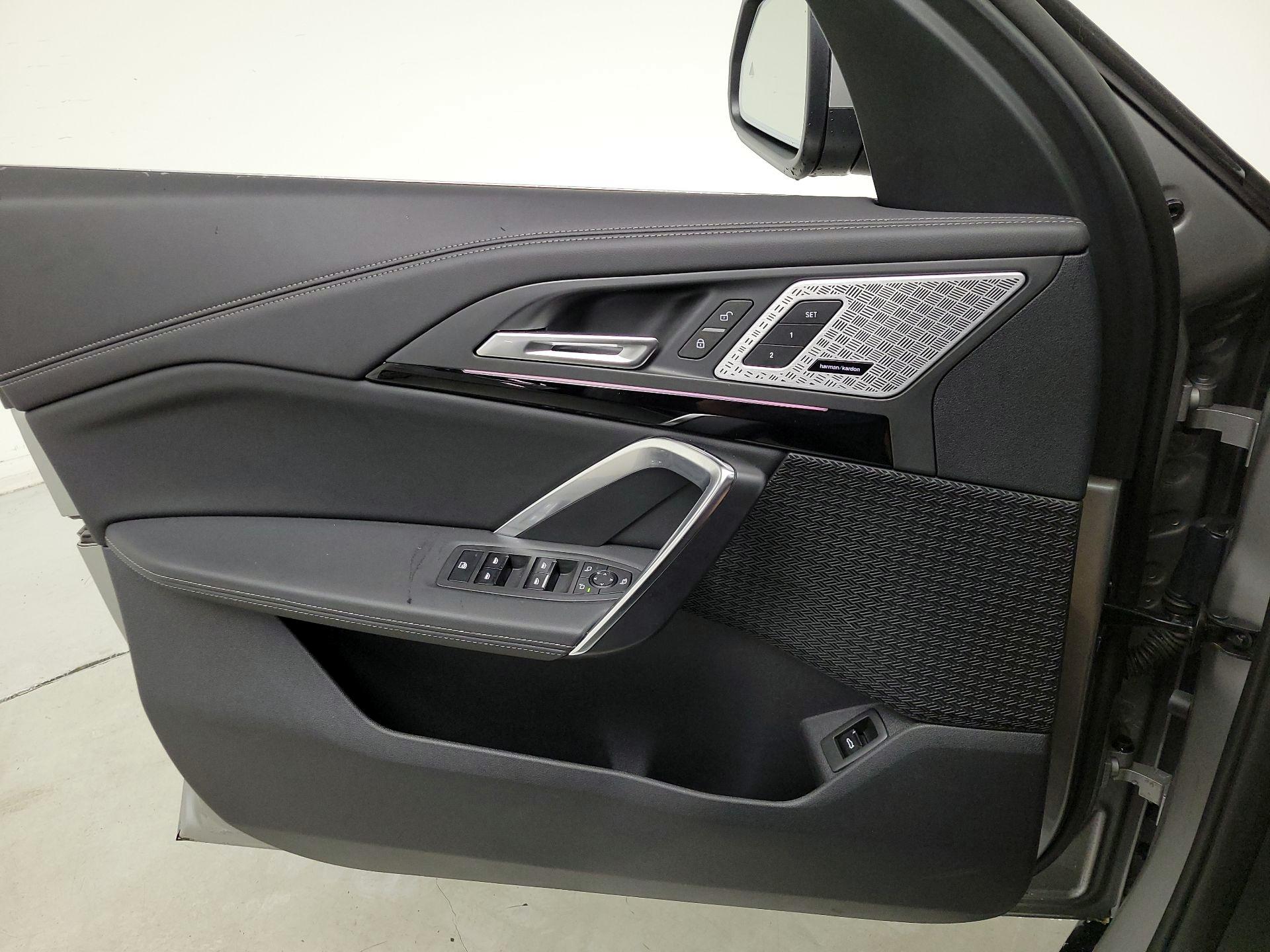 Thumbnail: 2025 BMW X1 - 12